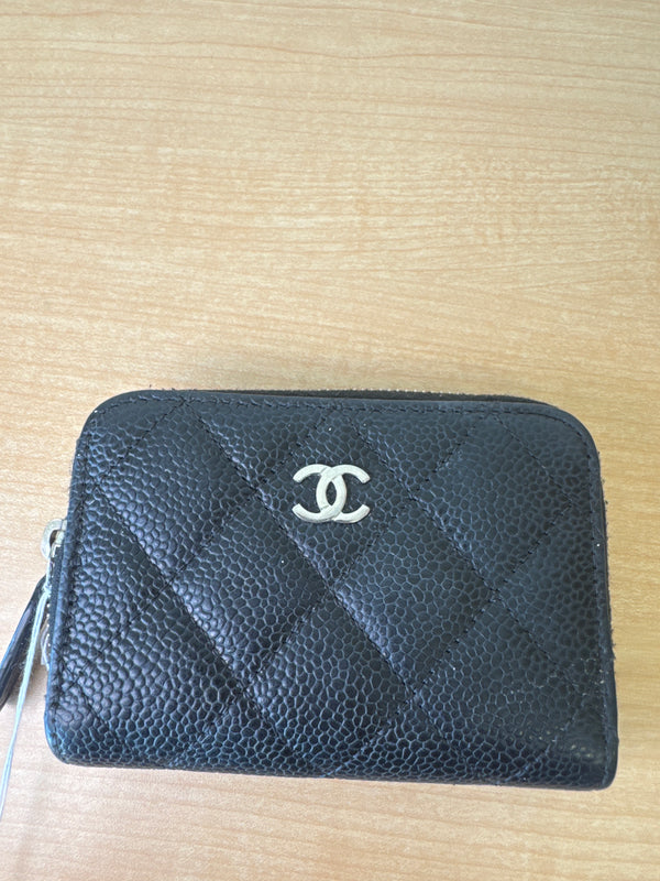 Japan Exclusive: Chanel Zipper Wallet