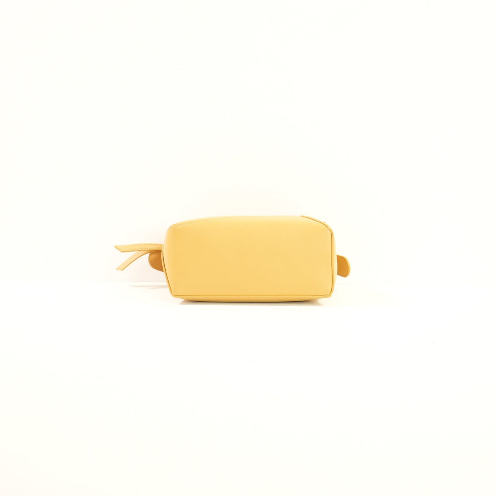 Loewe Puzzle Fold Pouchin Shiny Nappa Calfskin (Dust Bag, Strap, Strap Dust Bag)