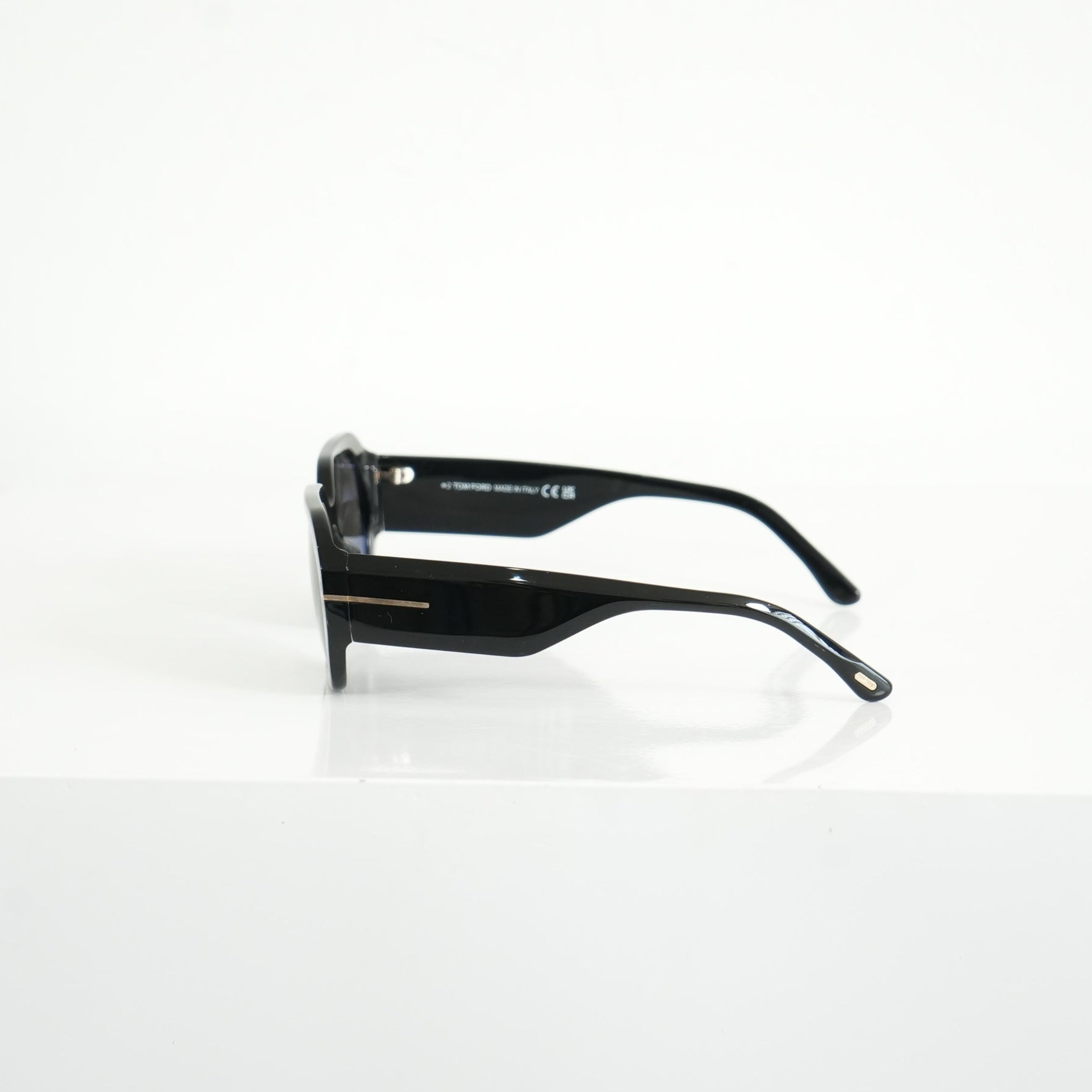 Tom Ford Veronique-02 TF917 01A Shiny Black Sunglasses