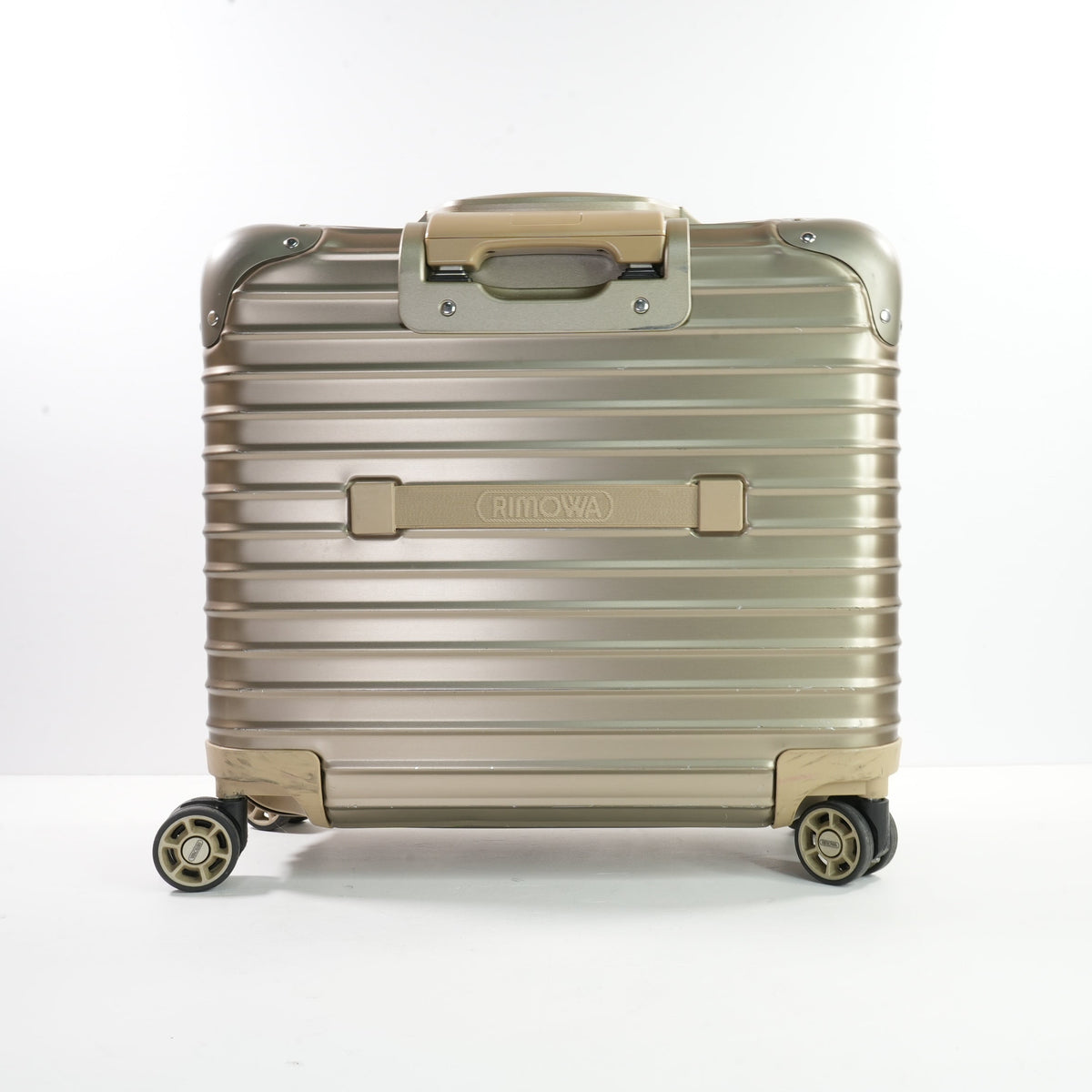Rimowa Topas Titanium Bussiness Trolley