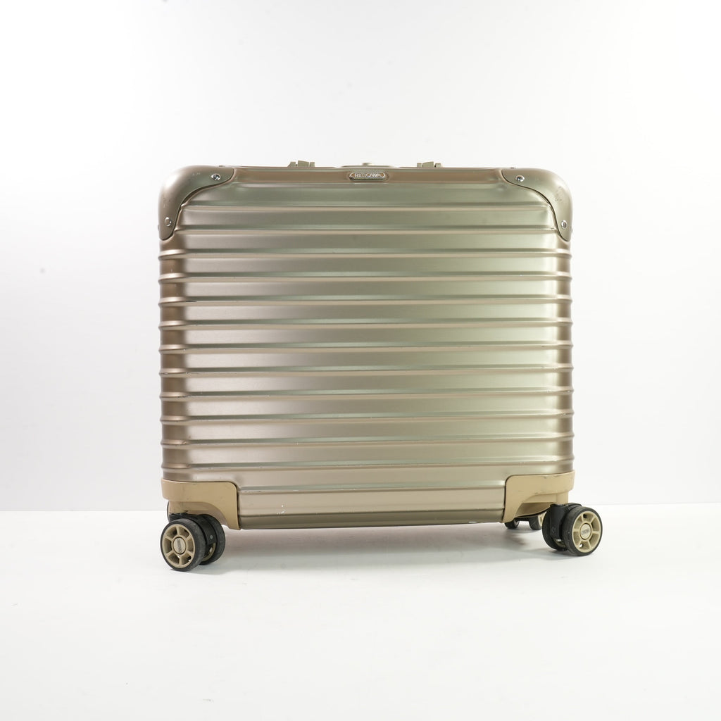 Rimowa Topas Titanium Bussiness Trolley
