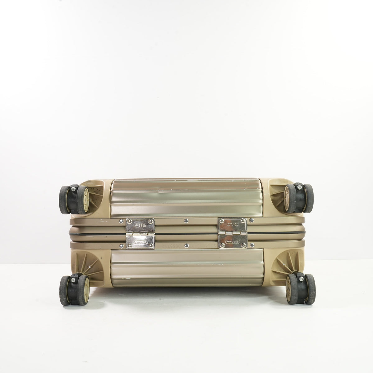 Rimowa Topas Titanium Bussiness Trolley