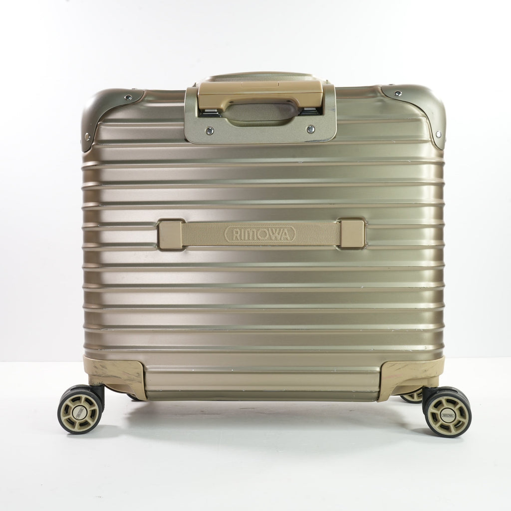 Rimowa Topas Titanium Bussiness Trolley