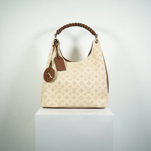Louis Vuitton Caramel Hobo Creme Beige Mahina Perforated Calf Leather Bag FULL SET