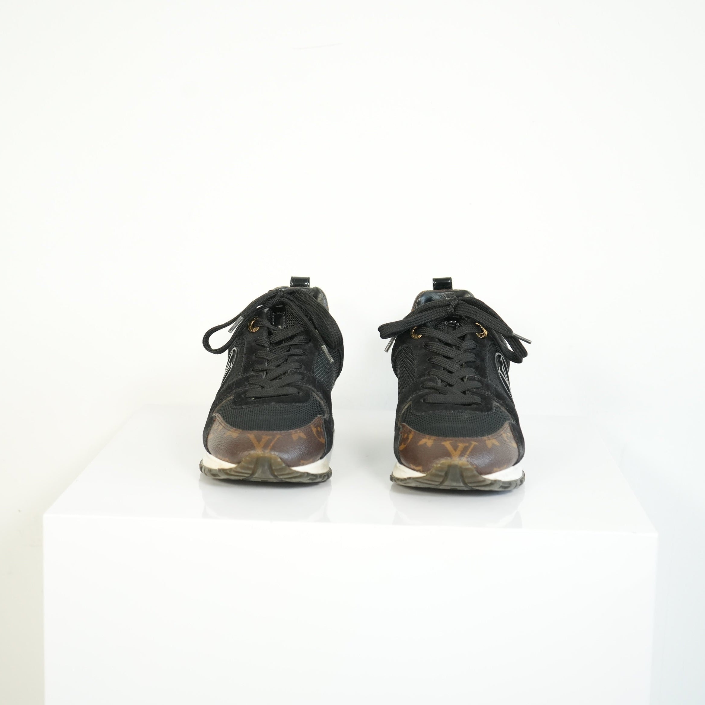 Louis Vuitton Run Away Sneakers Size 36