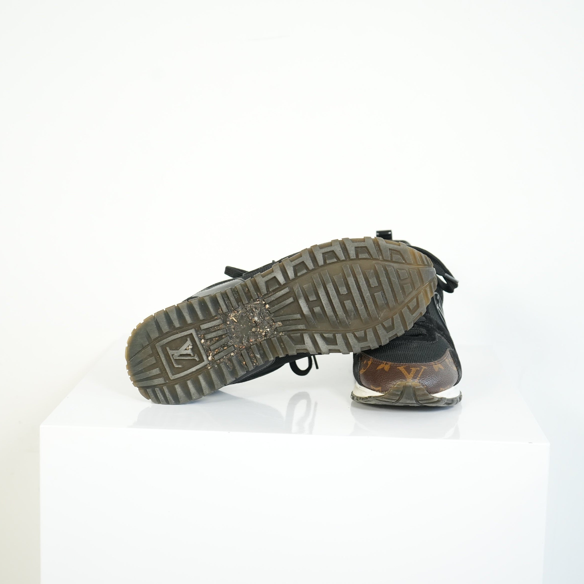 Louis Vuitton Run Away Sneakers Size 36