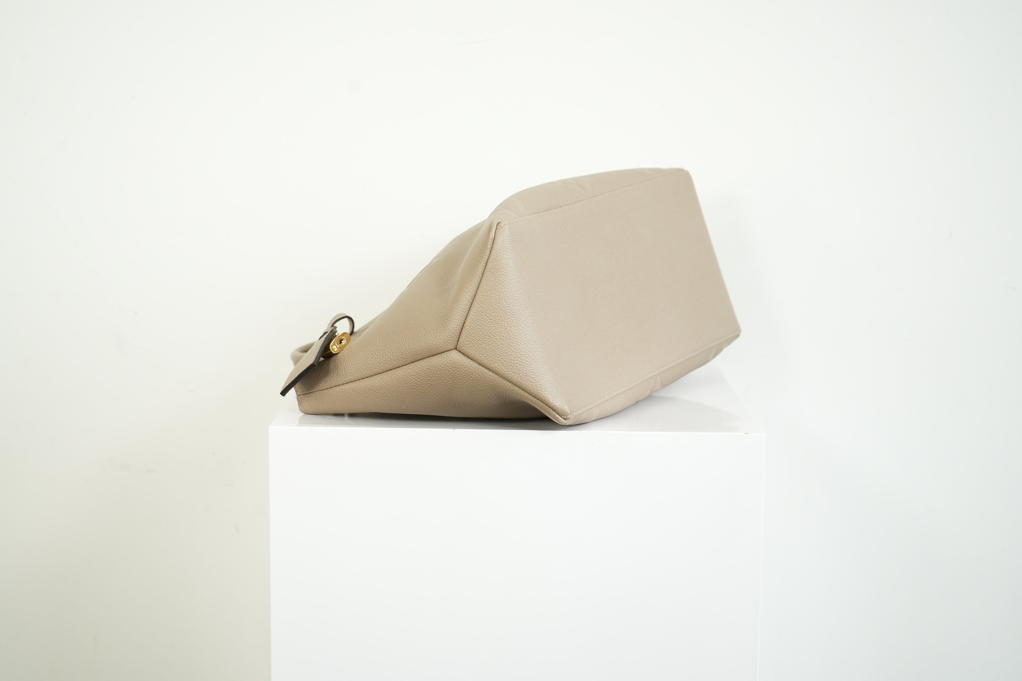 Louis Vuitton Grand Palais MM Tote Bag