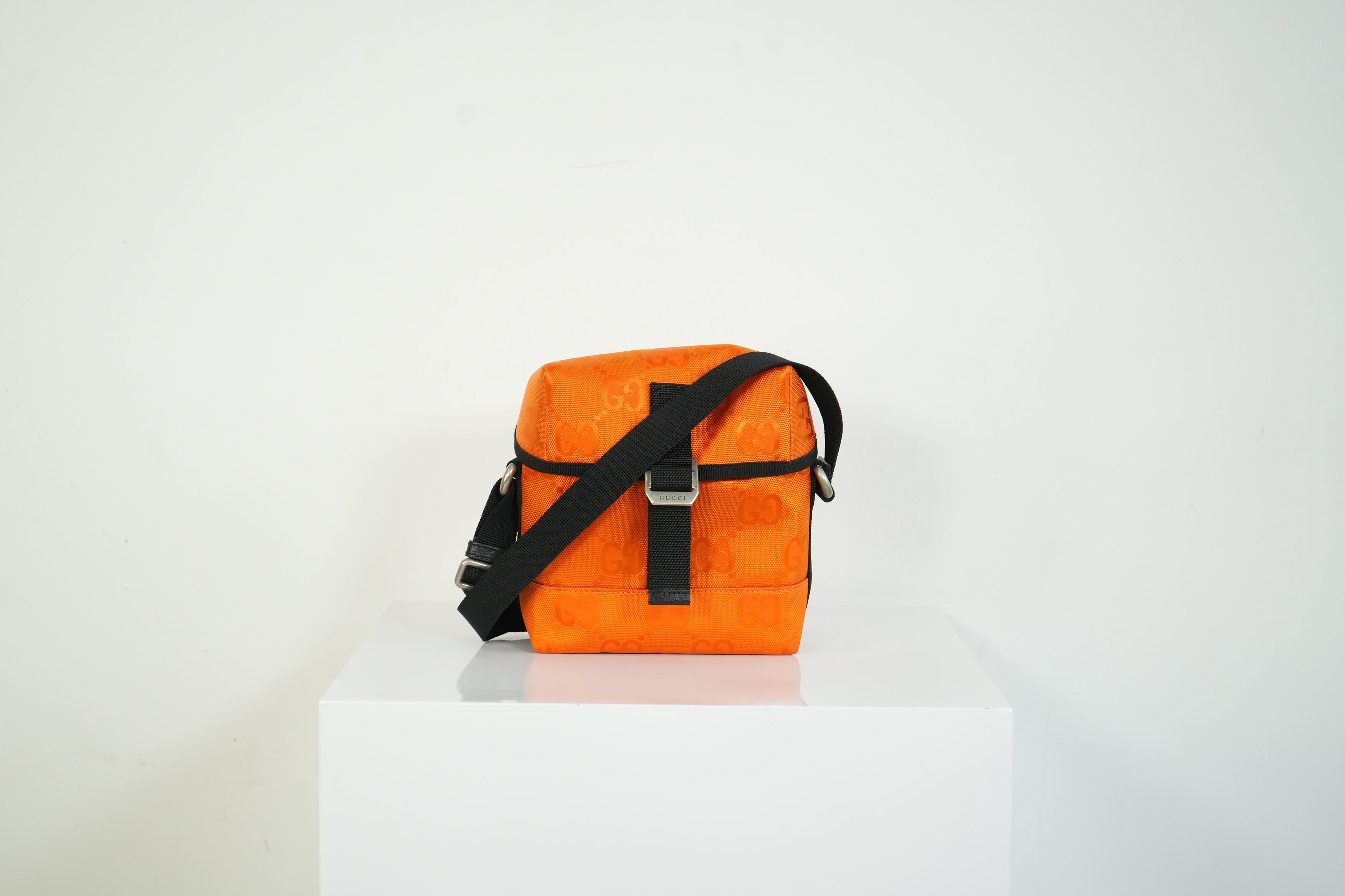 Gucci Off The Grid Shoulder Bag Orange GG Nylon Messenger Bag