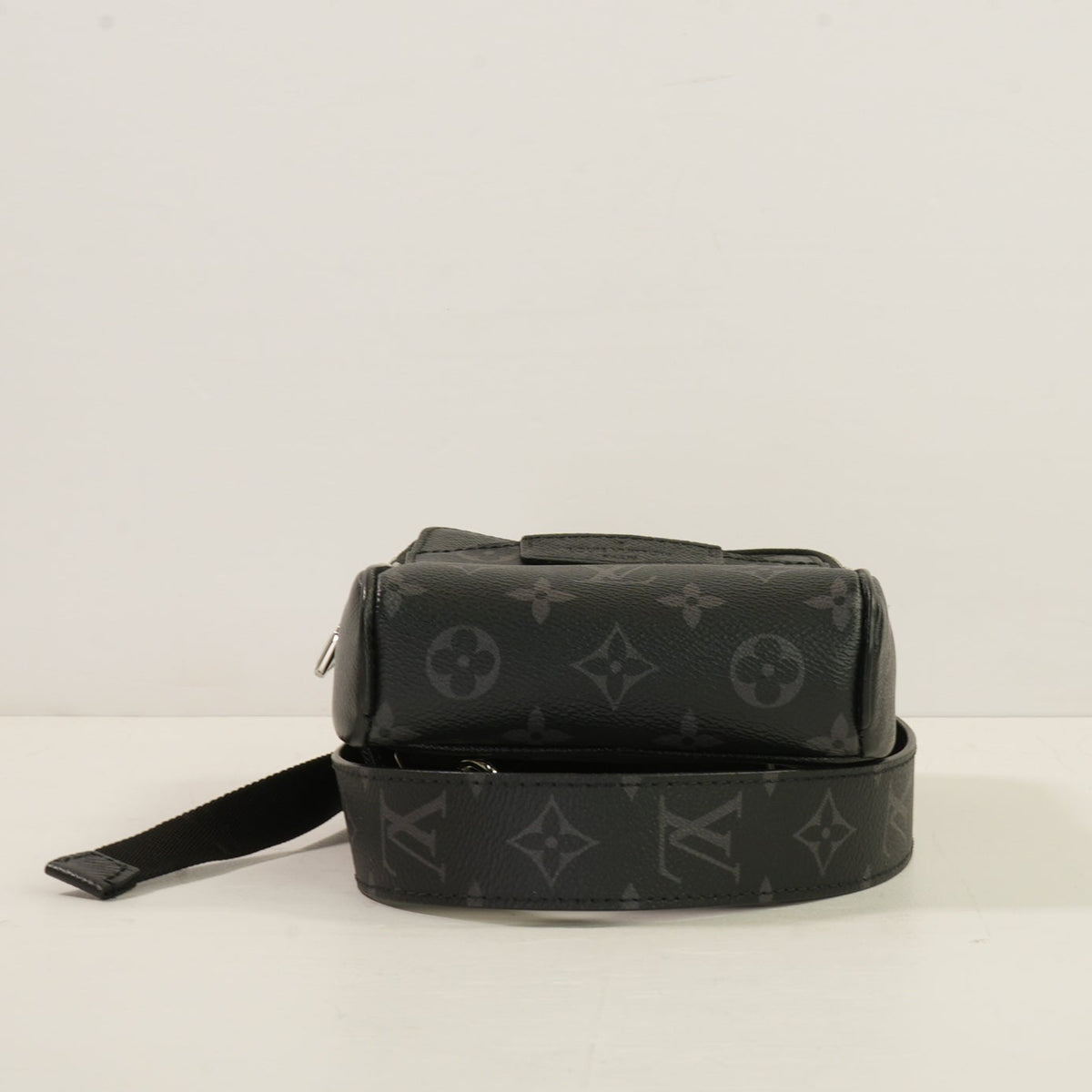 Louis Vuitton Black Taigagrama Outdoor Sling Bag (Full Set)