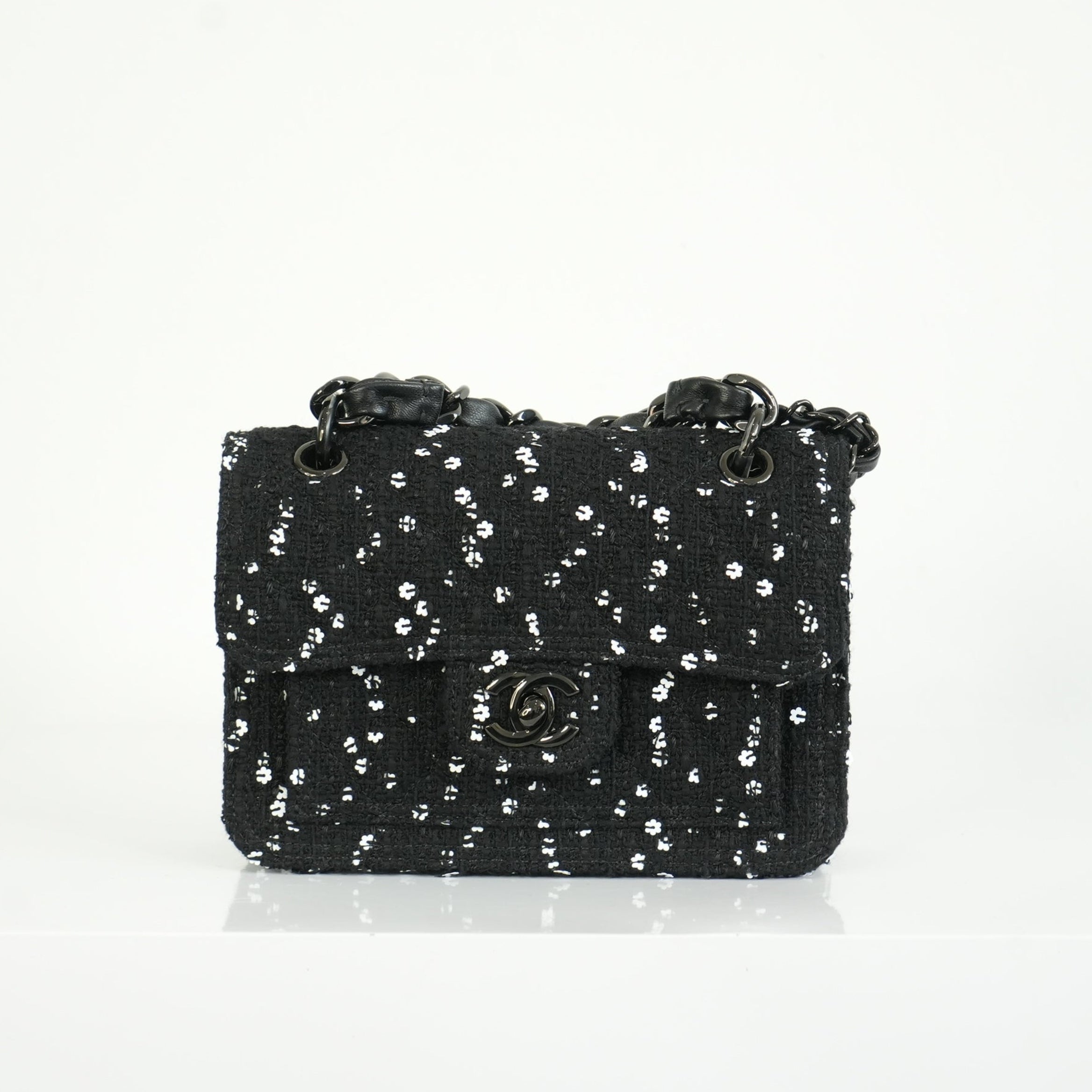 Chanel 2023 Classic Flap Bag Tweed Black Mini Shoulder Bag Limited Edition