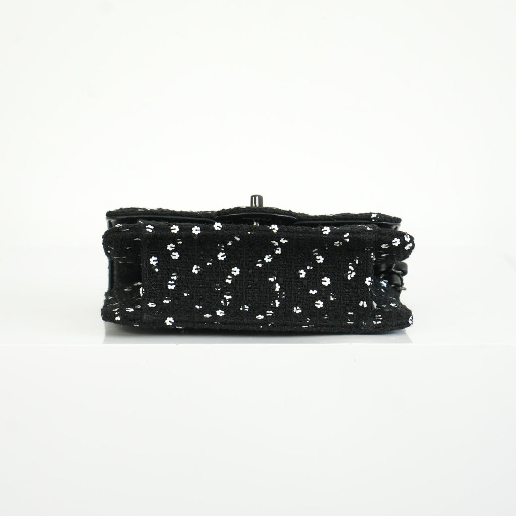 Chanel 2023 Classic Flap Bag Tweed Black Mini Shoulder Bag Limited Edition