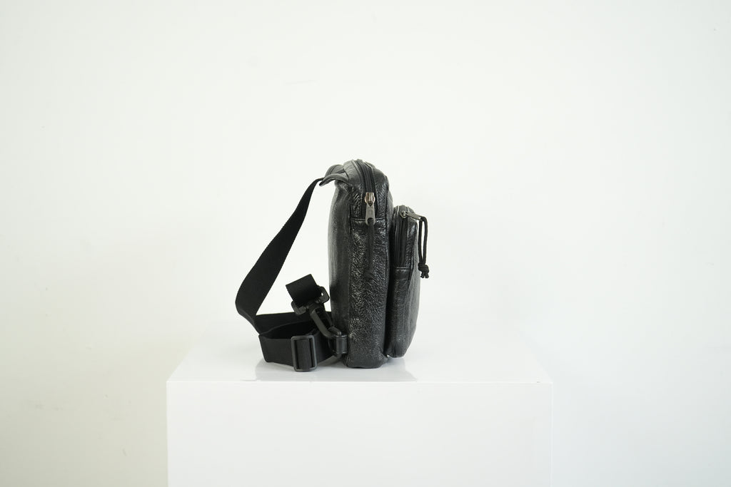 Balenciaga Black Crinkled Leather Crossbody Messenger Bag Explorer Pouch