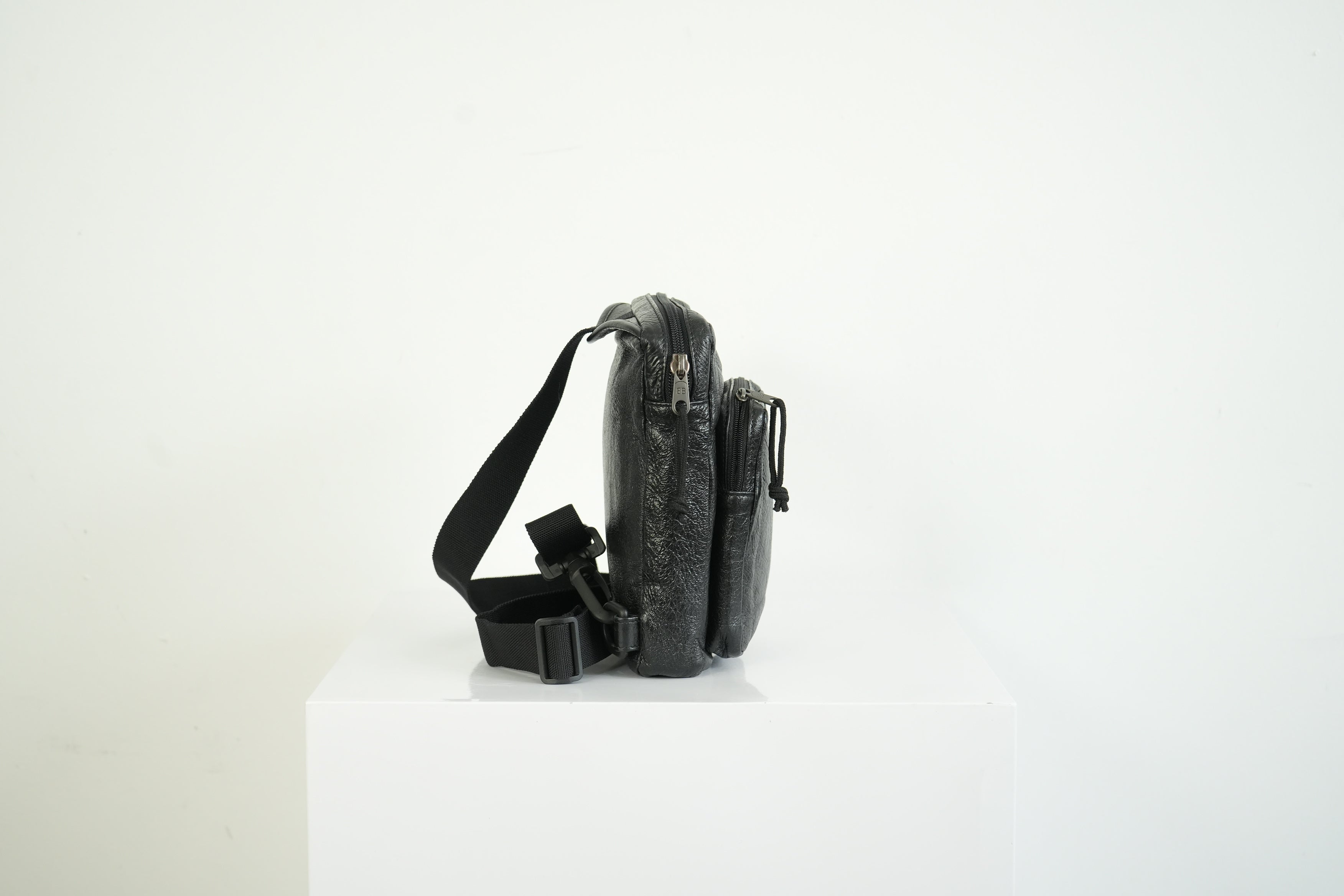 Balenciaga Black Crinkled Leather Crossbody Messenger Bag Explorer Pouch
