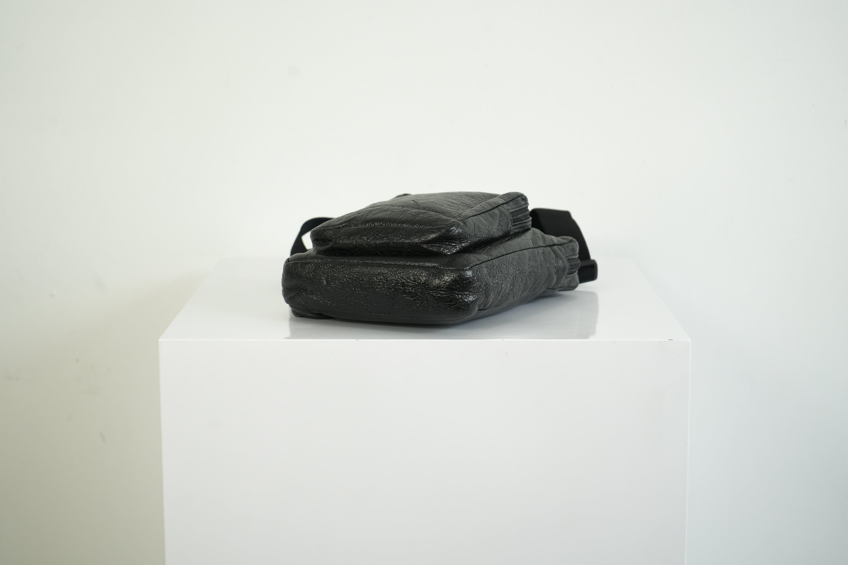Balenciaga Black Crinkled Leather Crossbody Messenger Bag Explorer Pouch