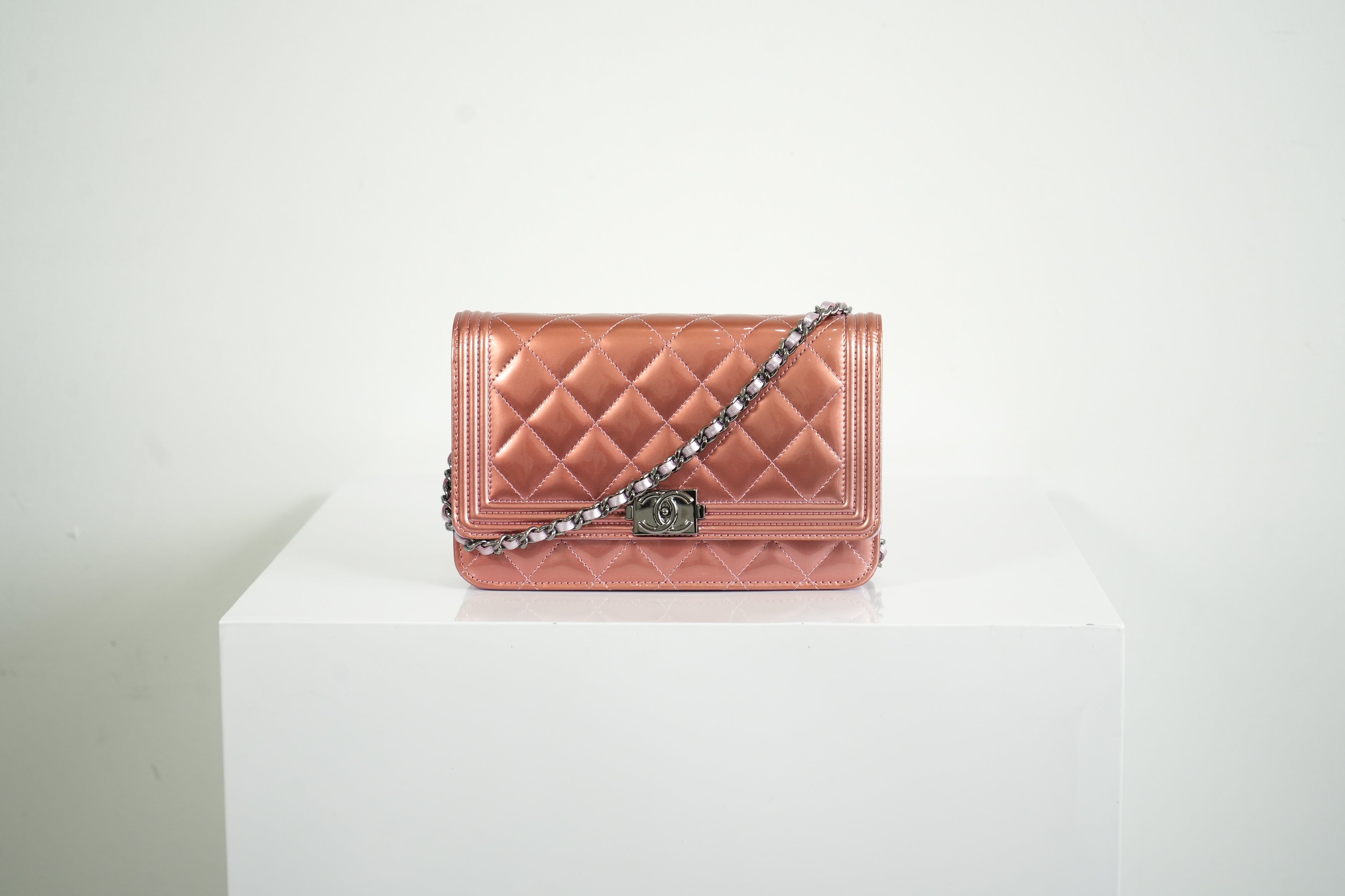Chanel Boy Bag Metallic Pink Patent Leather Shoulder Clutch WOC