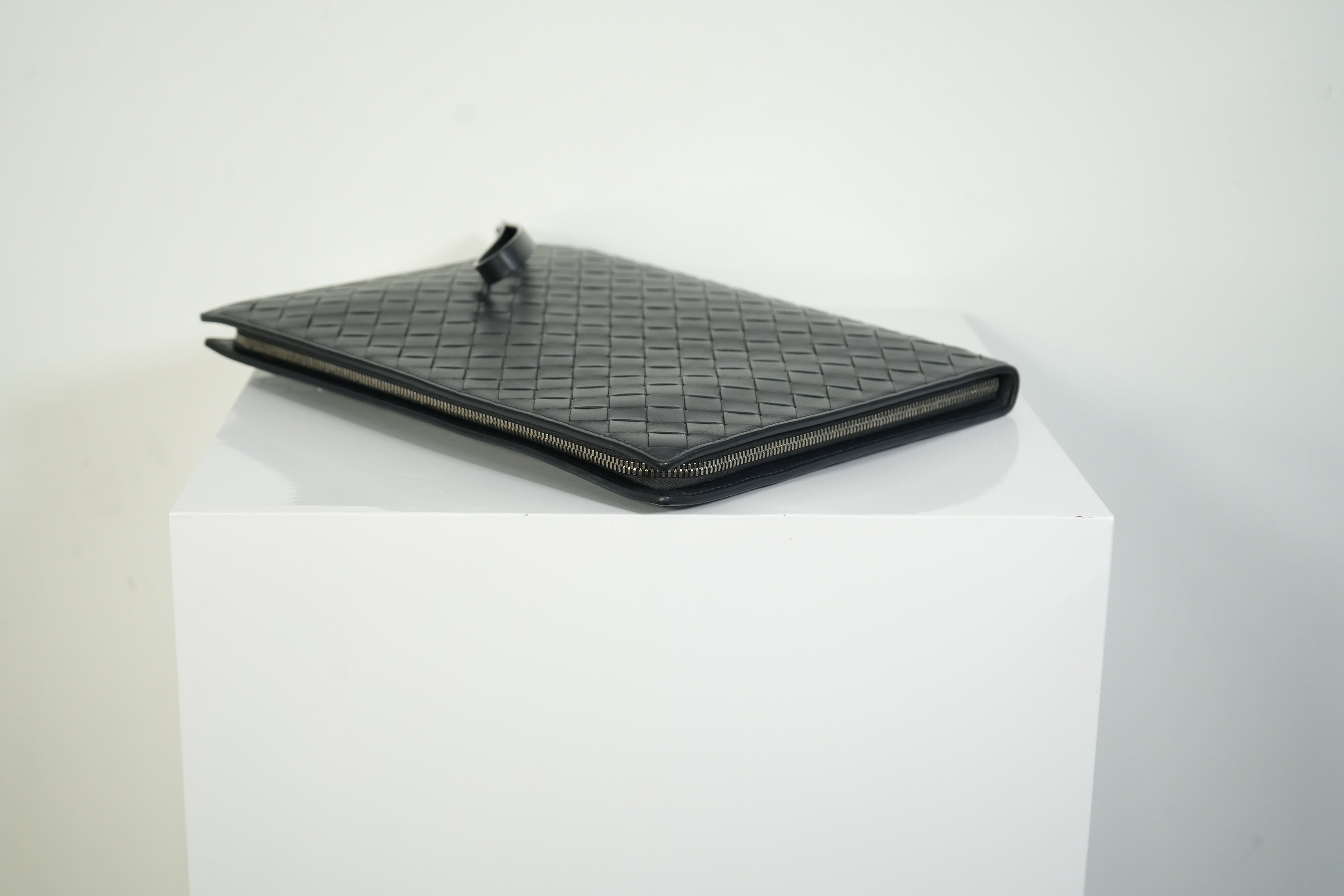 Bottega Veneta Intrecciato Woven Leather Document Case Clutch Pouch Black