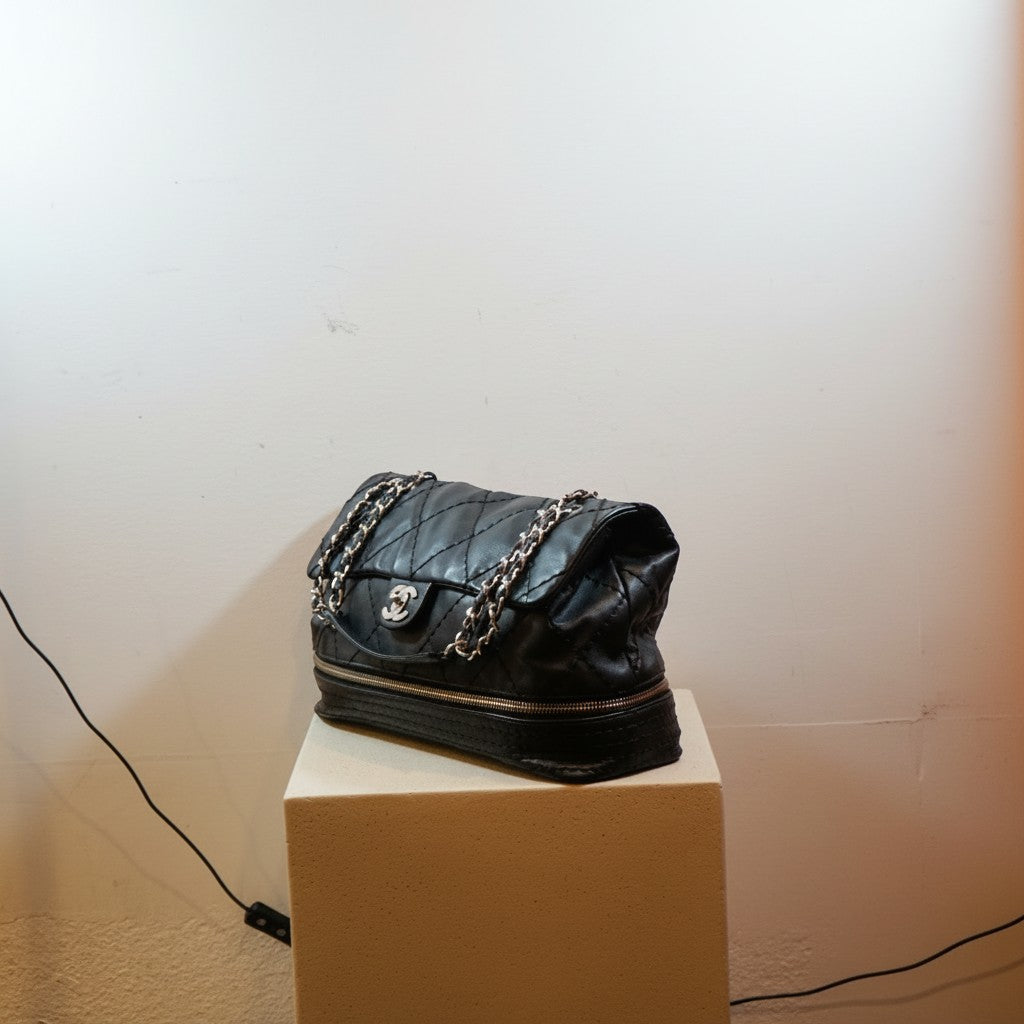 Chanel Black Quilted Calfskin Expandable Ligne Flap Bag
