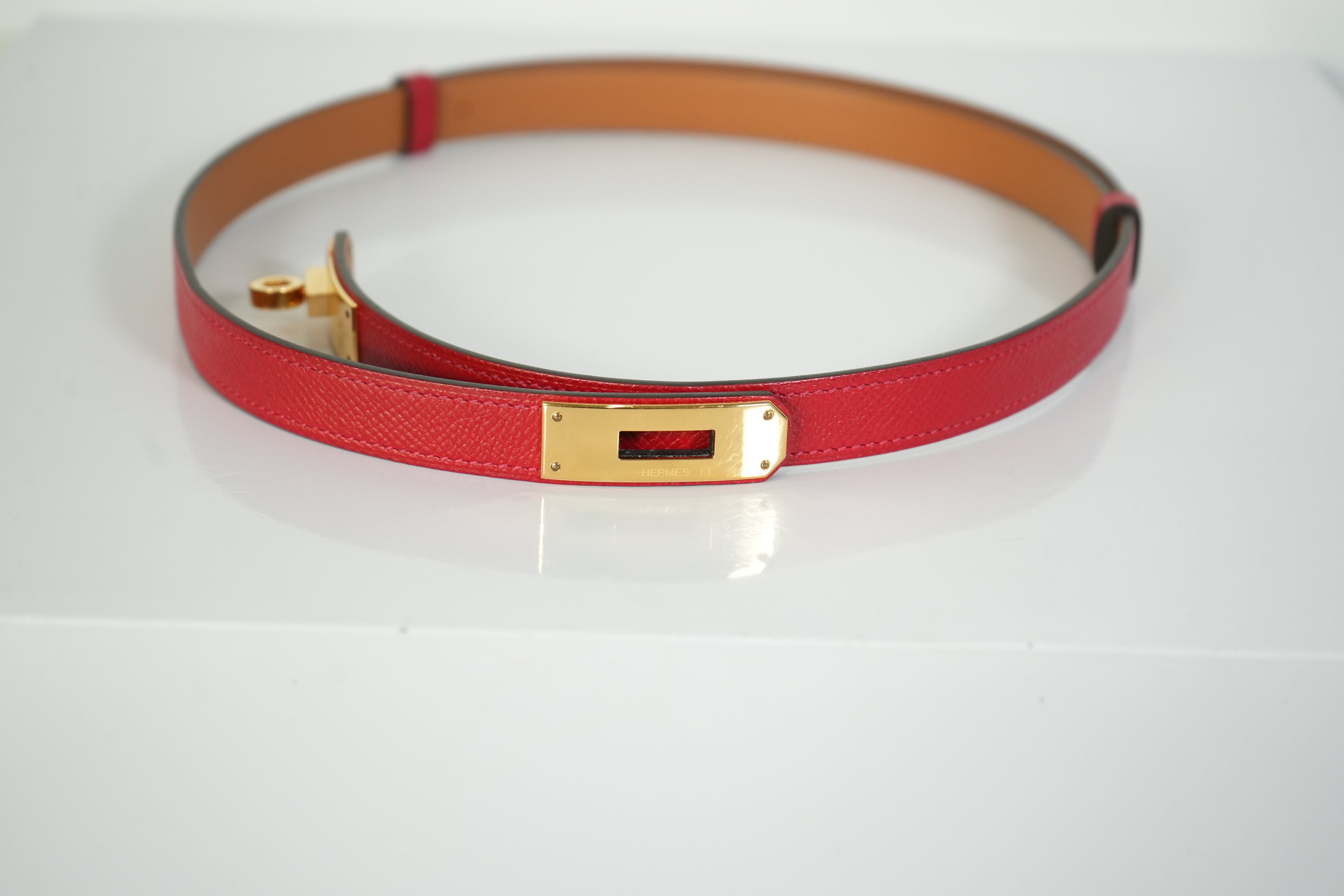 Hermes Kelly 18 Belt Red Textured Leather Gold Hardware FULL SET