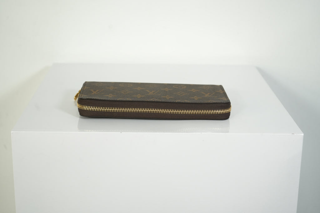 Louis Vuitton Zippy Organizer Monogram Canvas Long Wallet Clutch