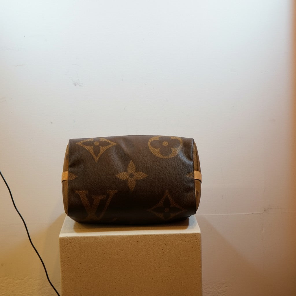 Louis Vuitton Reverse Monogram Giant Speedy Bandouliere 30 Handbag
