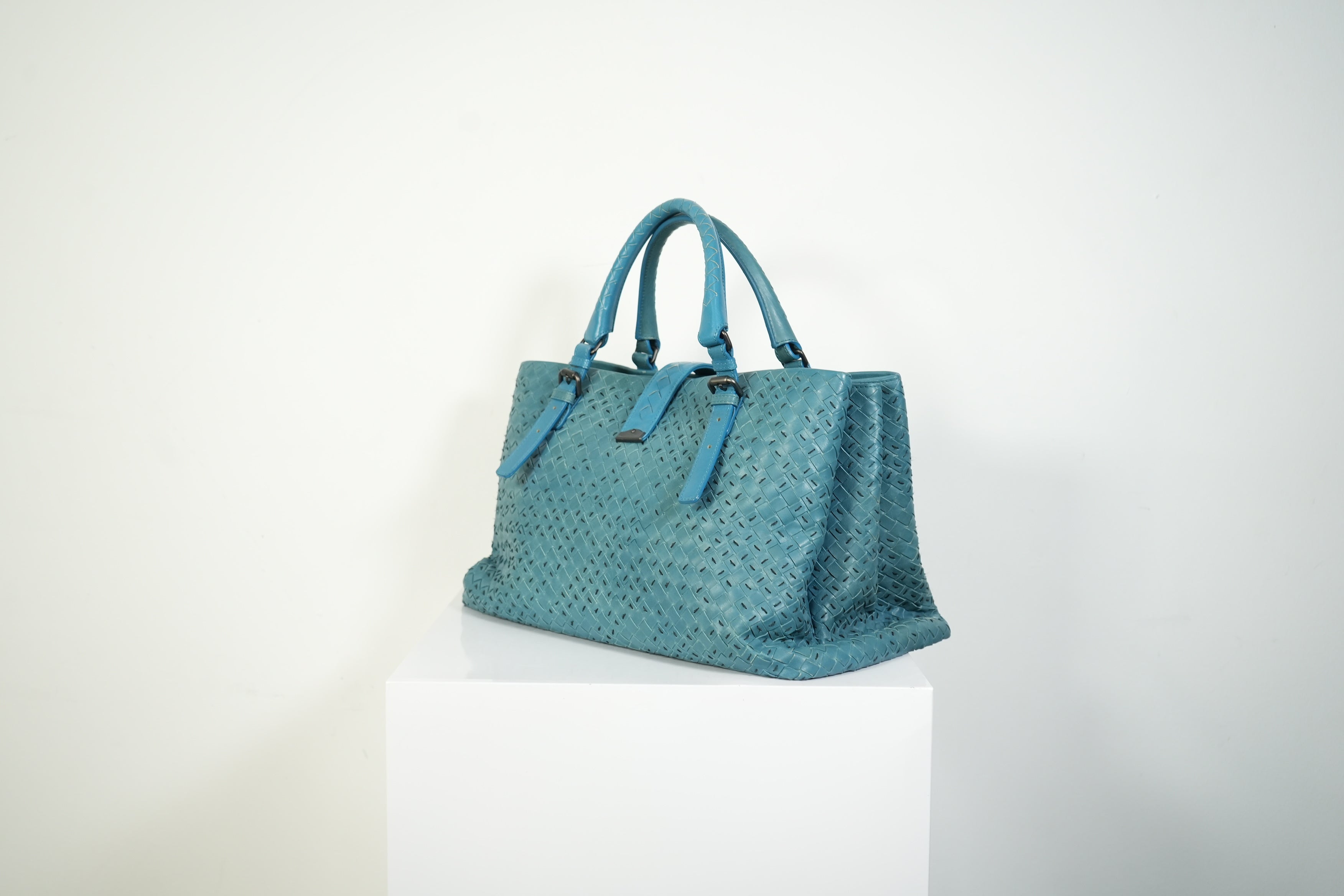 Bottega Veneta Roma Tote Intrecciato Woven Leather Handbag Teal Blue