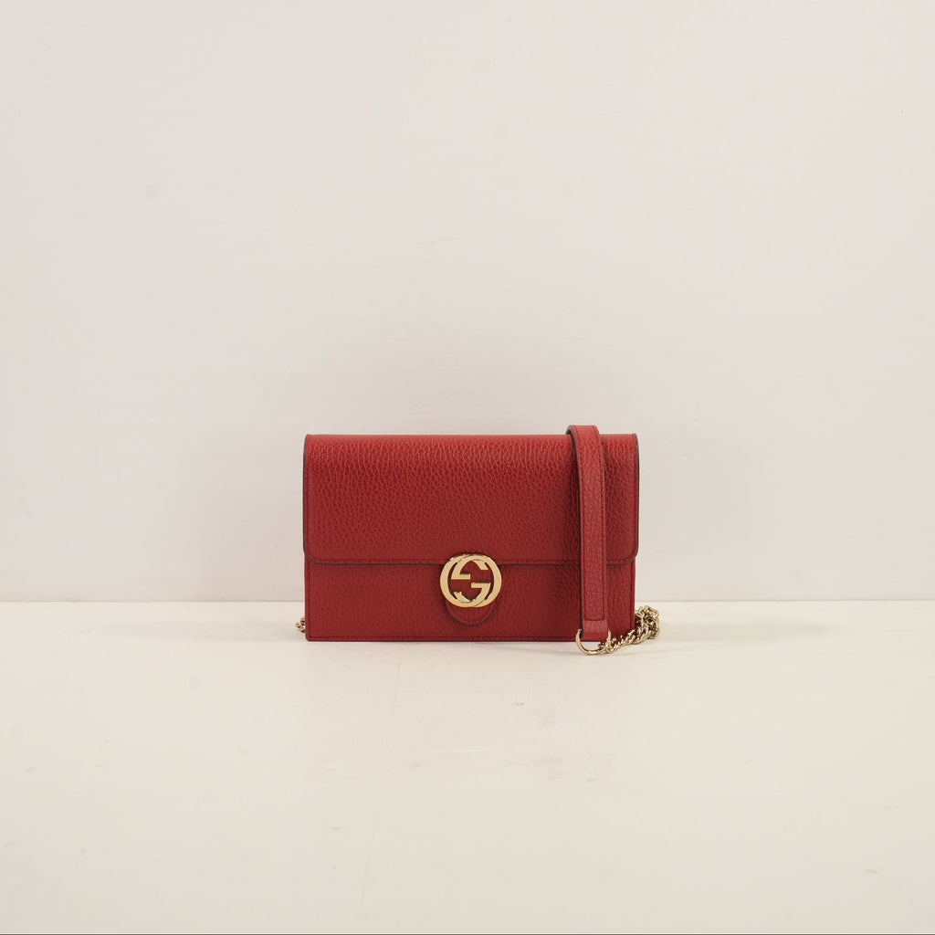Gucci Red Interlocking G Wallet On Chain W/Box