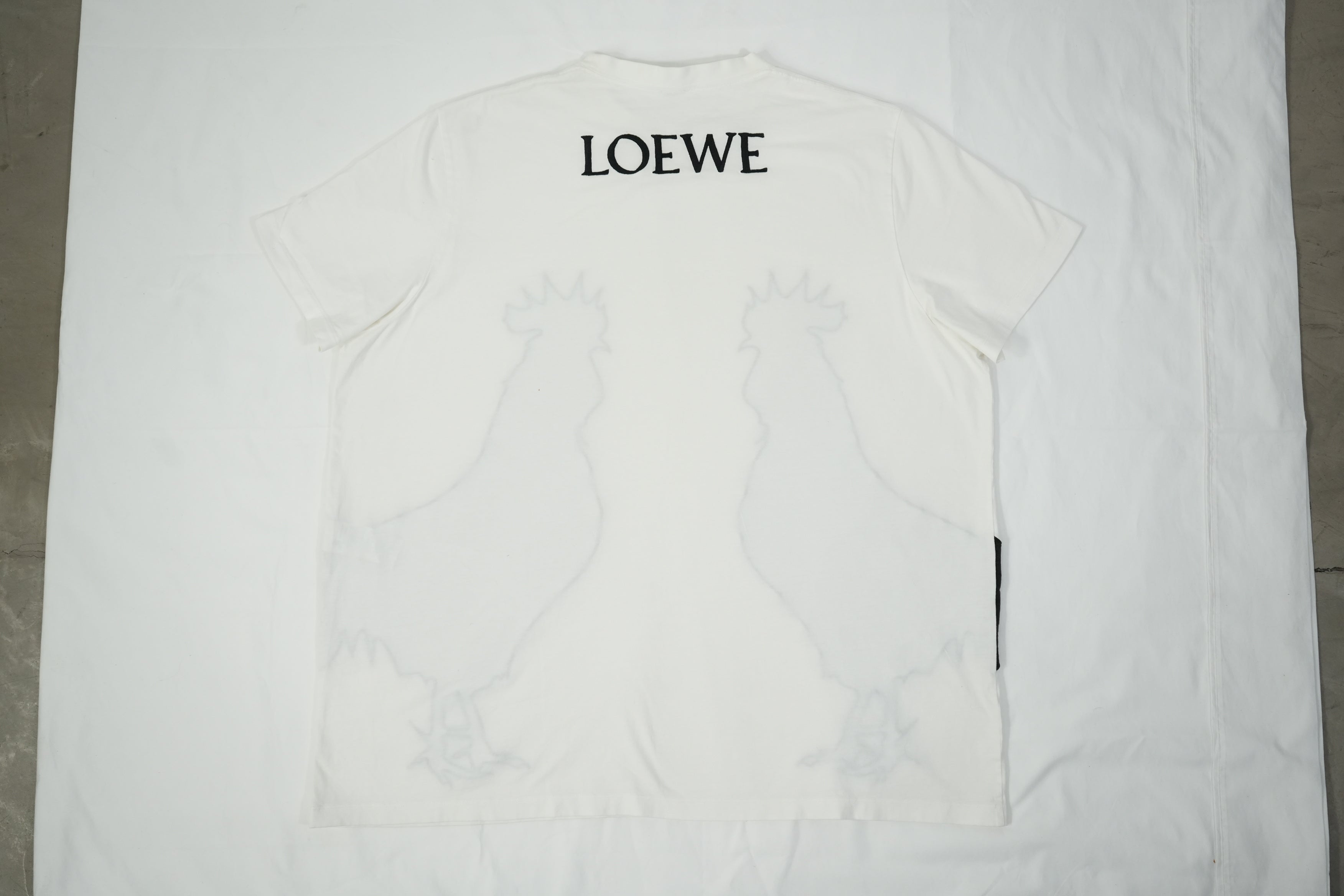 LOEWE Rooster Silhouette Graphic T-Shirt White Black Spellout Logo Crew Neck