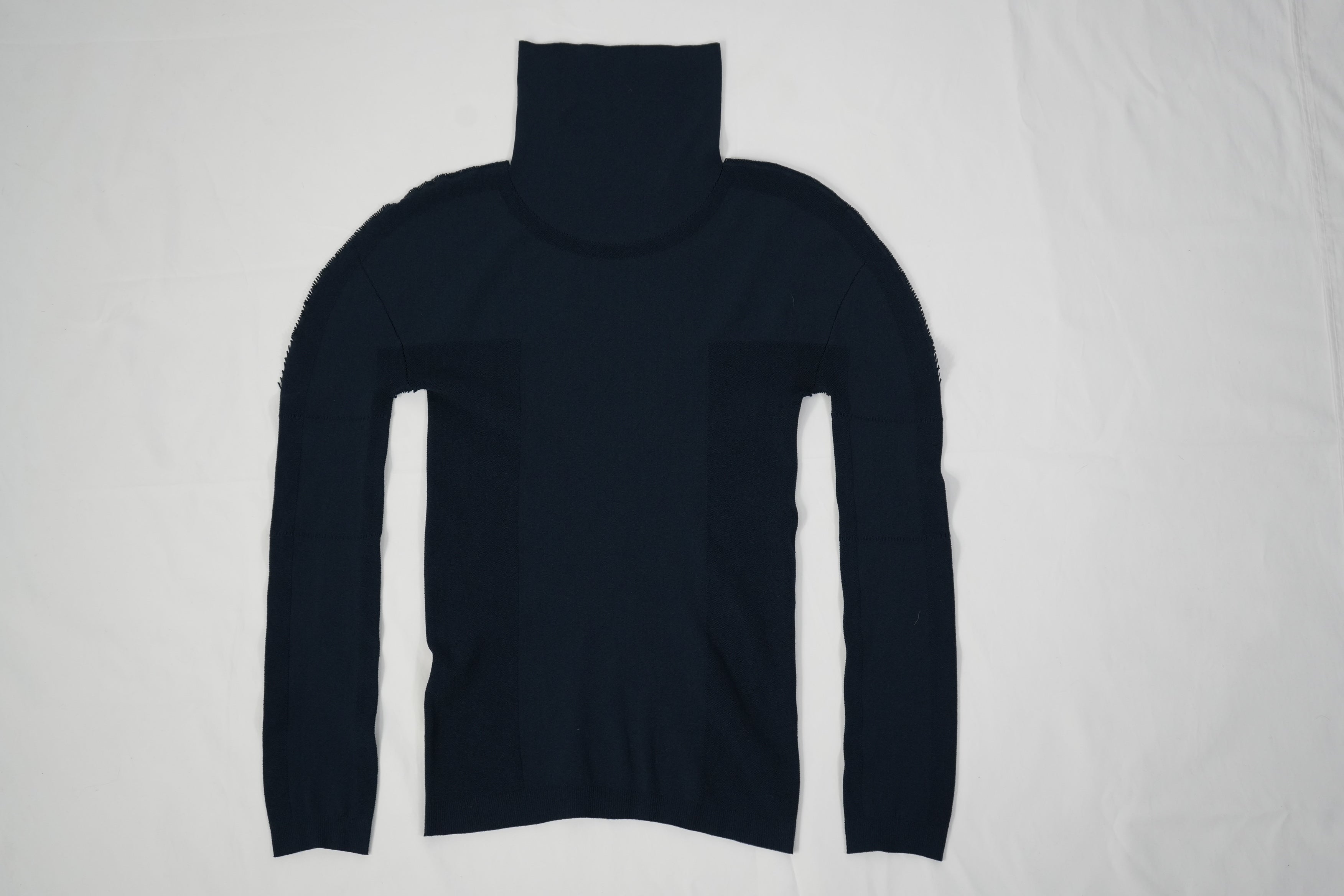 ISSEY MIYAKE Turtleneck Sweater Navy Blue Ribbed Knit Top