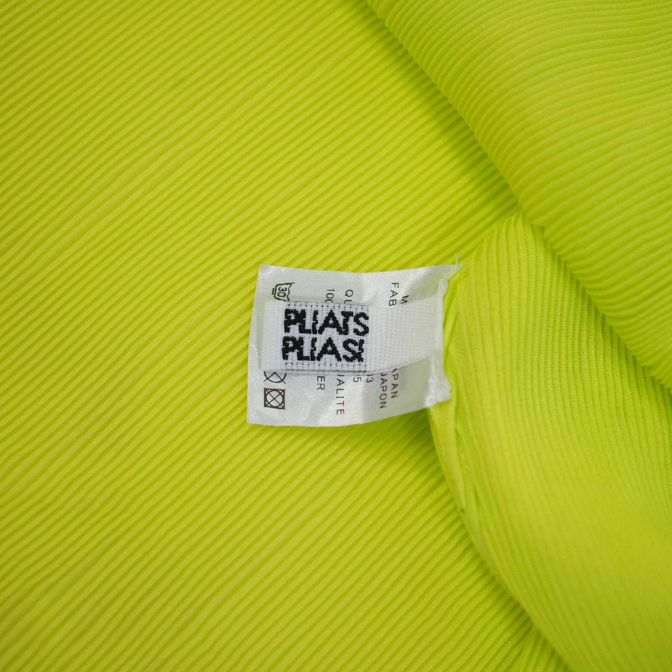 Pleats Please Issey Miyake Lime Green Sleeveless Turtleneck Top Size Medium