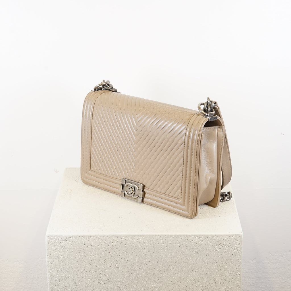 Chanel Le Boy Medium Chain Shoulder Bag
