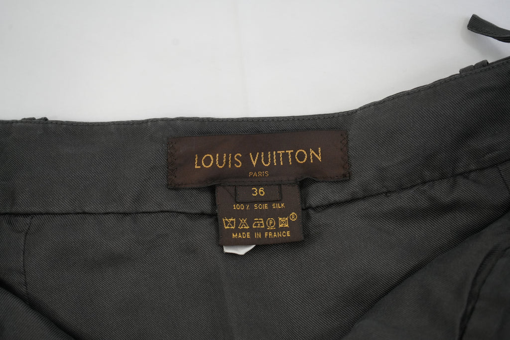 Louis Vuitton Black Studded Button Down Pleated Skirt Size 36