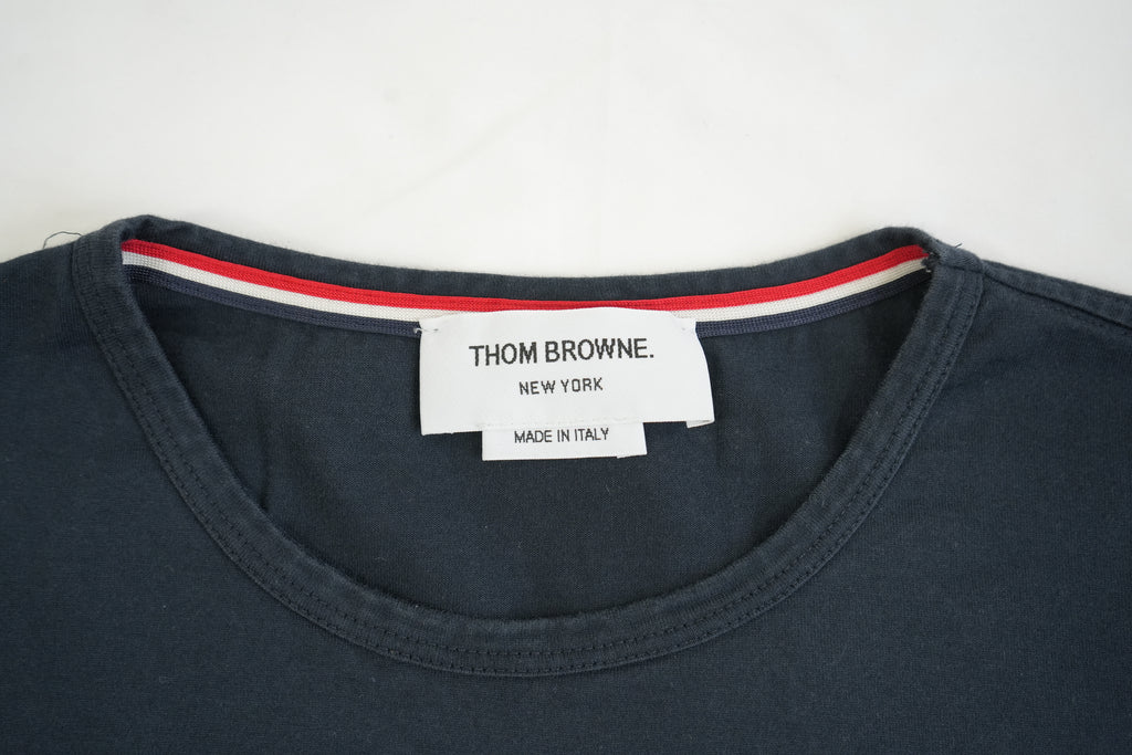 Thom Browne Navy Blue Grosgrain Trim Pocket T-Shirt Side Vent Size 2