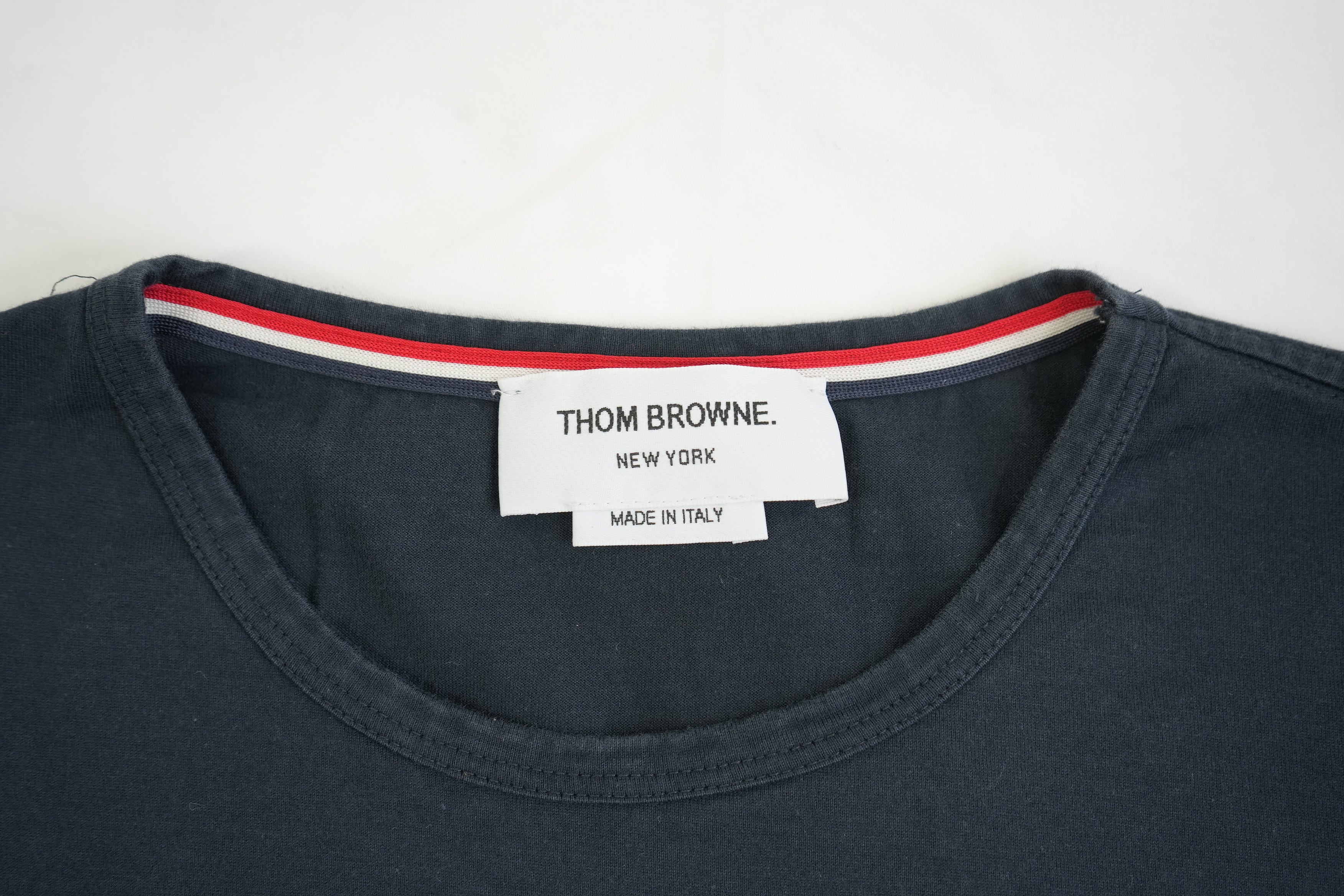 Thom Browne Navy Blue Grosgrain Trim Pocket T-Shirt Side Vent Size 2