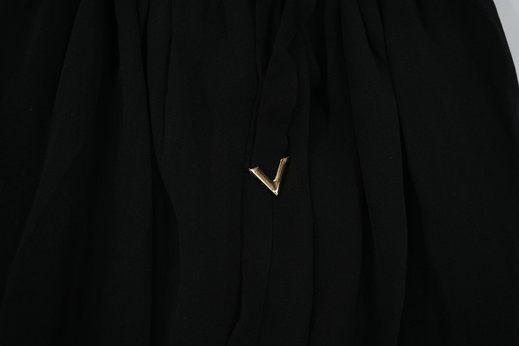 Valentino Black Pleated Midi Skirt V Logo Accent Size 44
