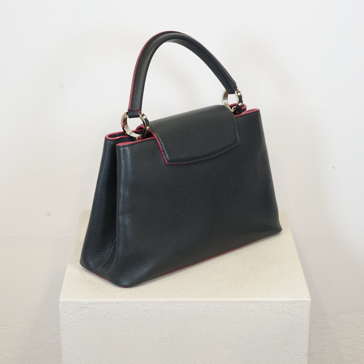 Louis Vuitton Capucines BB in Black and Pink