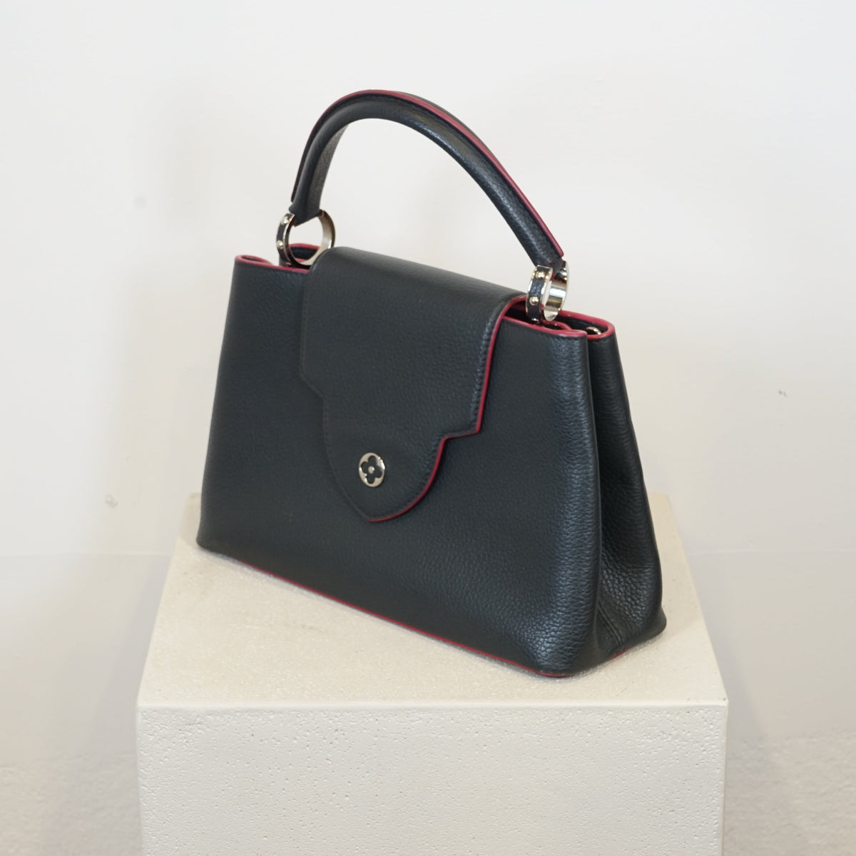 Louis Vuitton Capucines BB in Black and Pink
