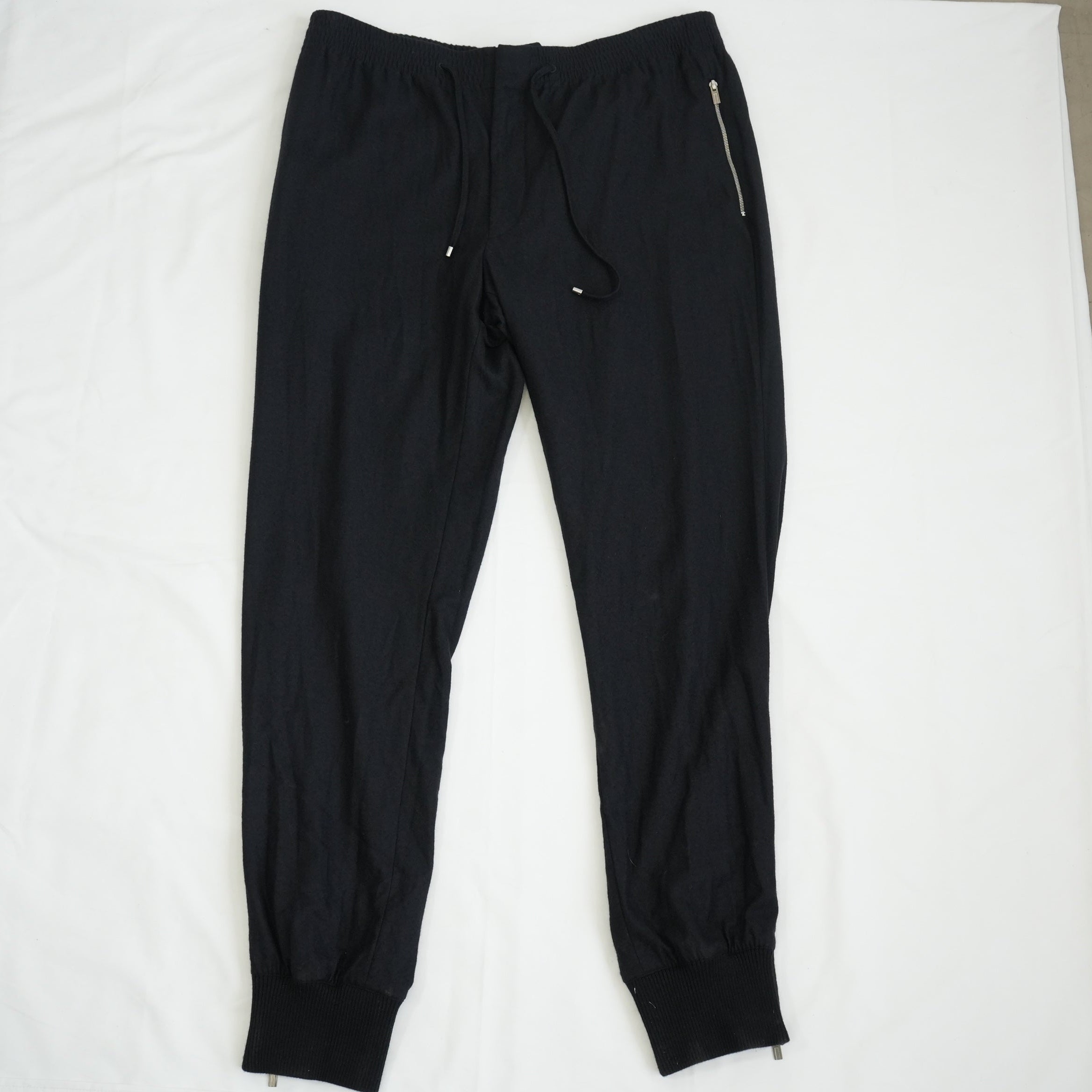 Hermès Cashmere Tapered Fit  Drawstring Pants Black