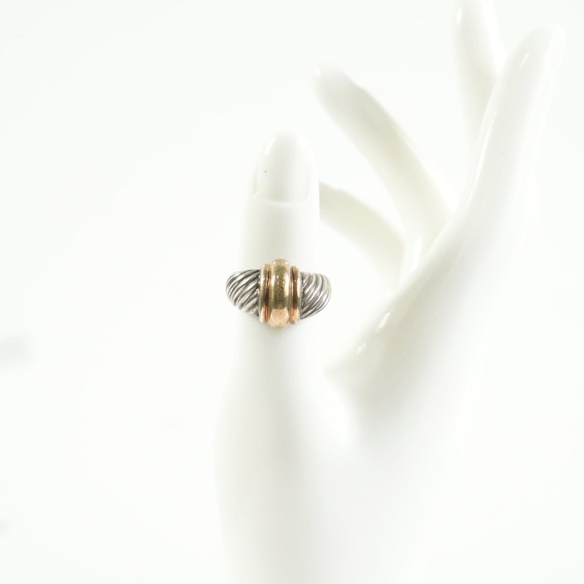David Yurman cable dome ring in sterling silver w/14K yellow gold center cable