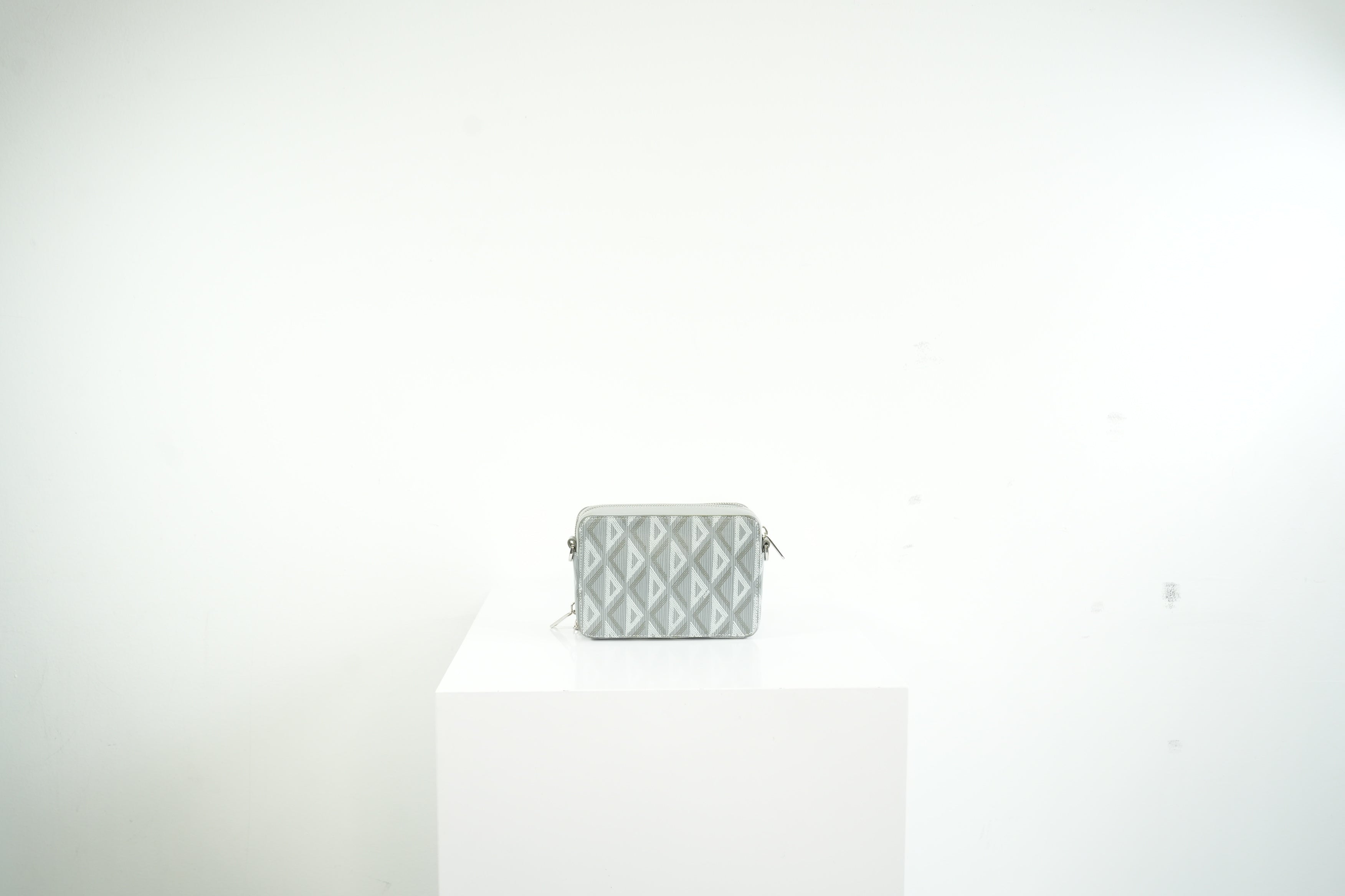 Christian Dior CD Diamond Messenger Pouch w/ dust bag