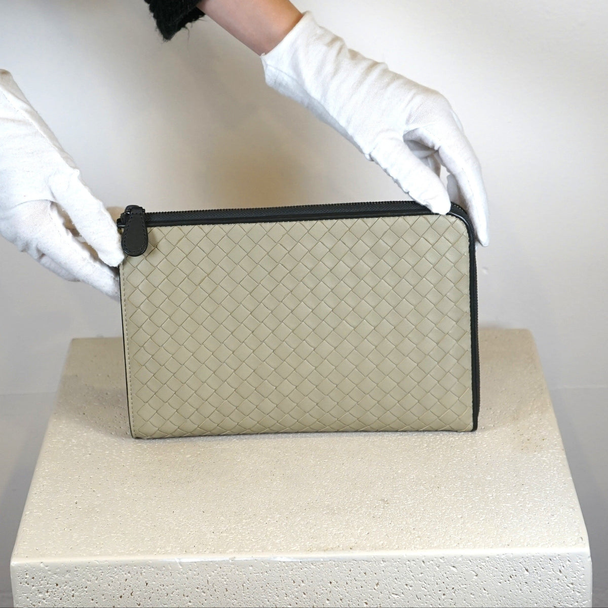 Bottega Veneta Intrecciato Zip Around Leather Wallet Clutch
