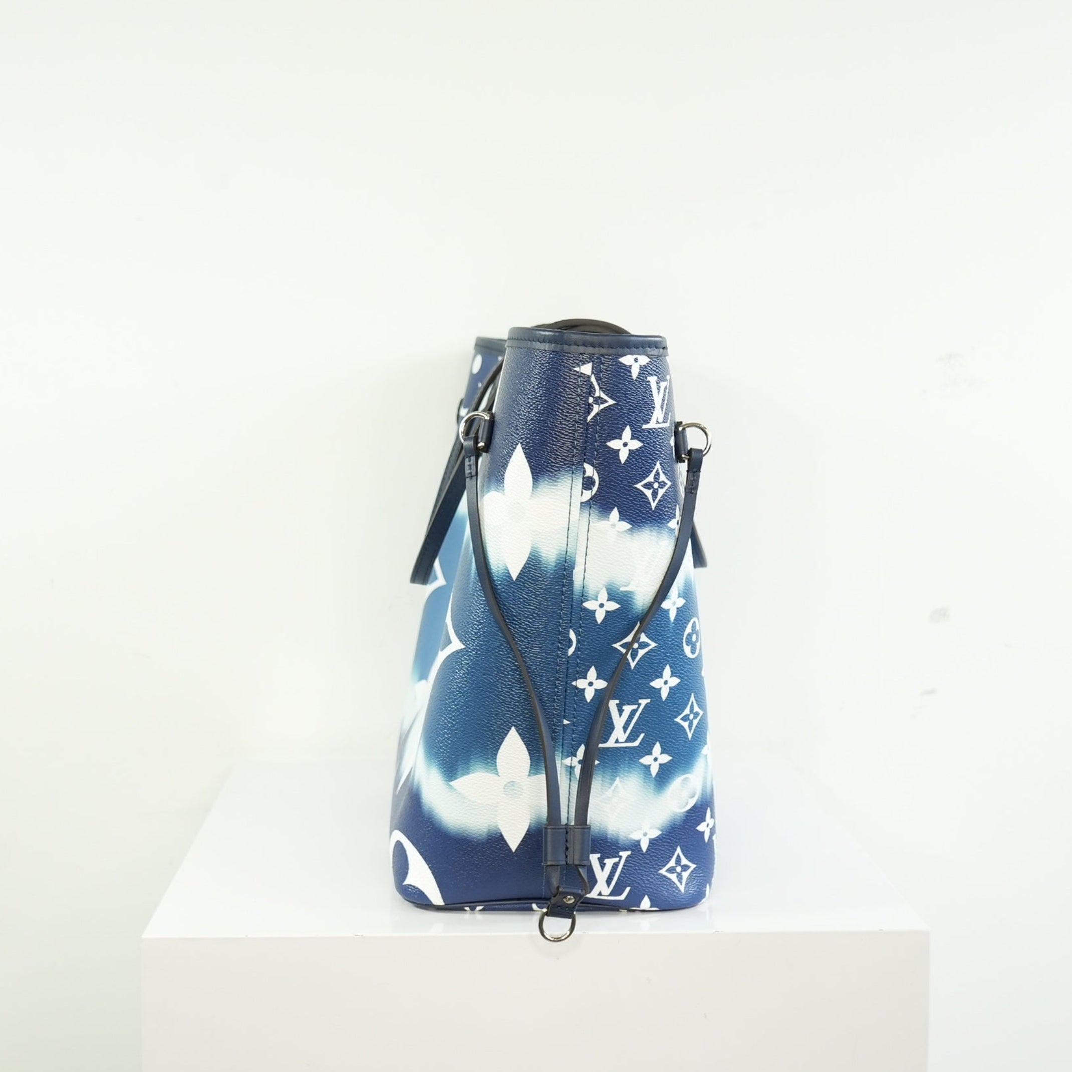 Louis Vuitton LImited Edition LV Escale Collection Blue Neverfull MM Bag Full Set