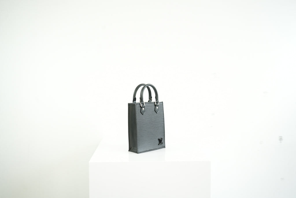Louis Vuitton Black Sac Epi Leather Bag