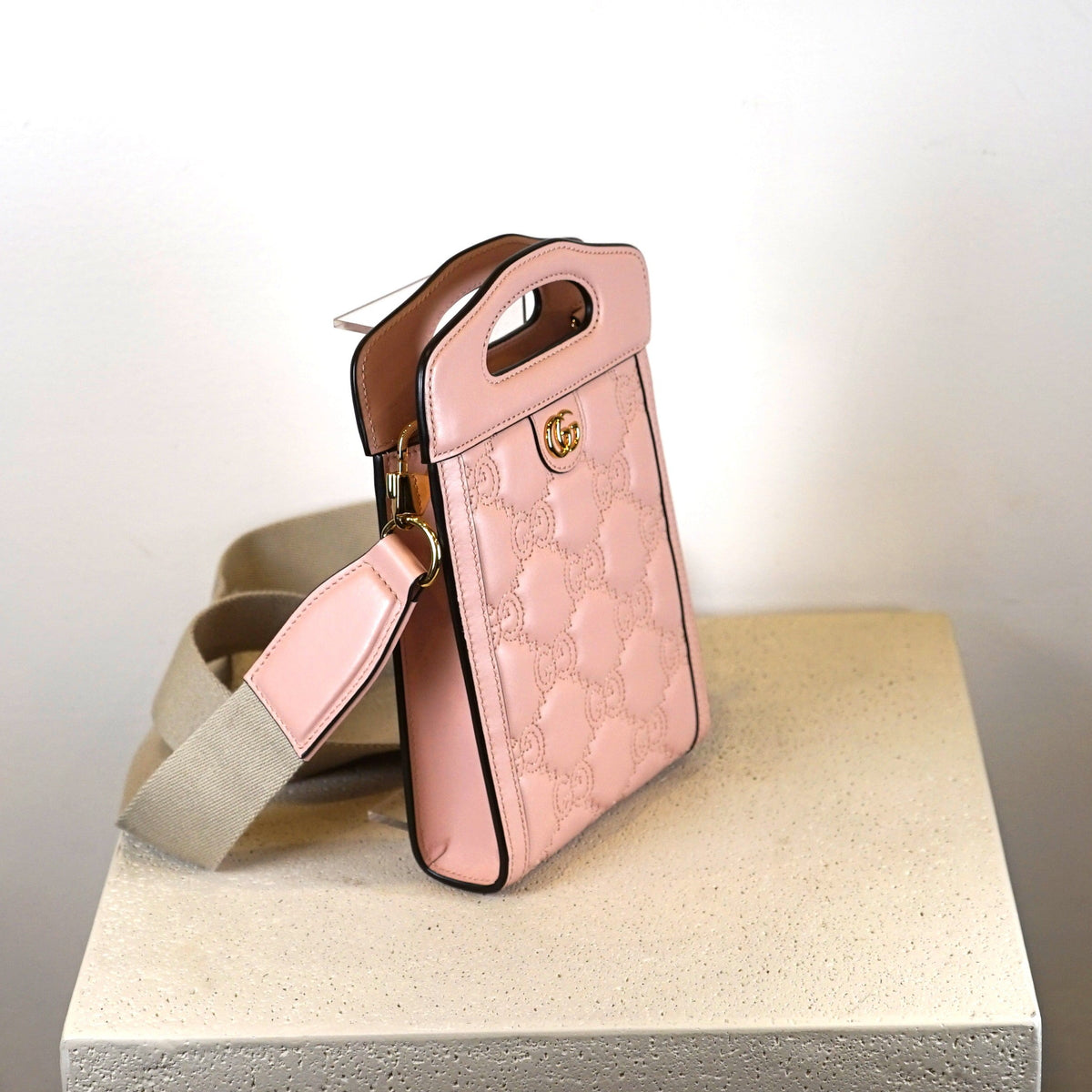 Gucci Calfskin GG Mattalasse Mini Top Slip Handle Crossbody Pink