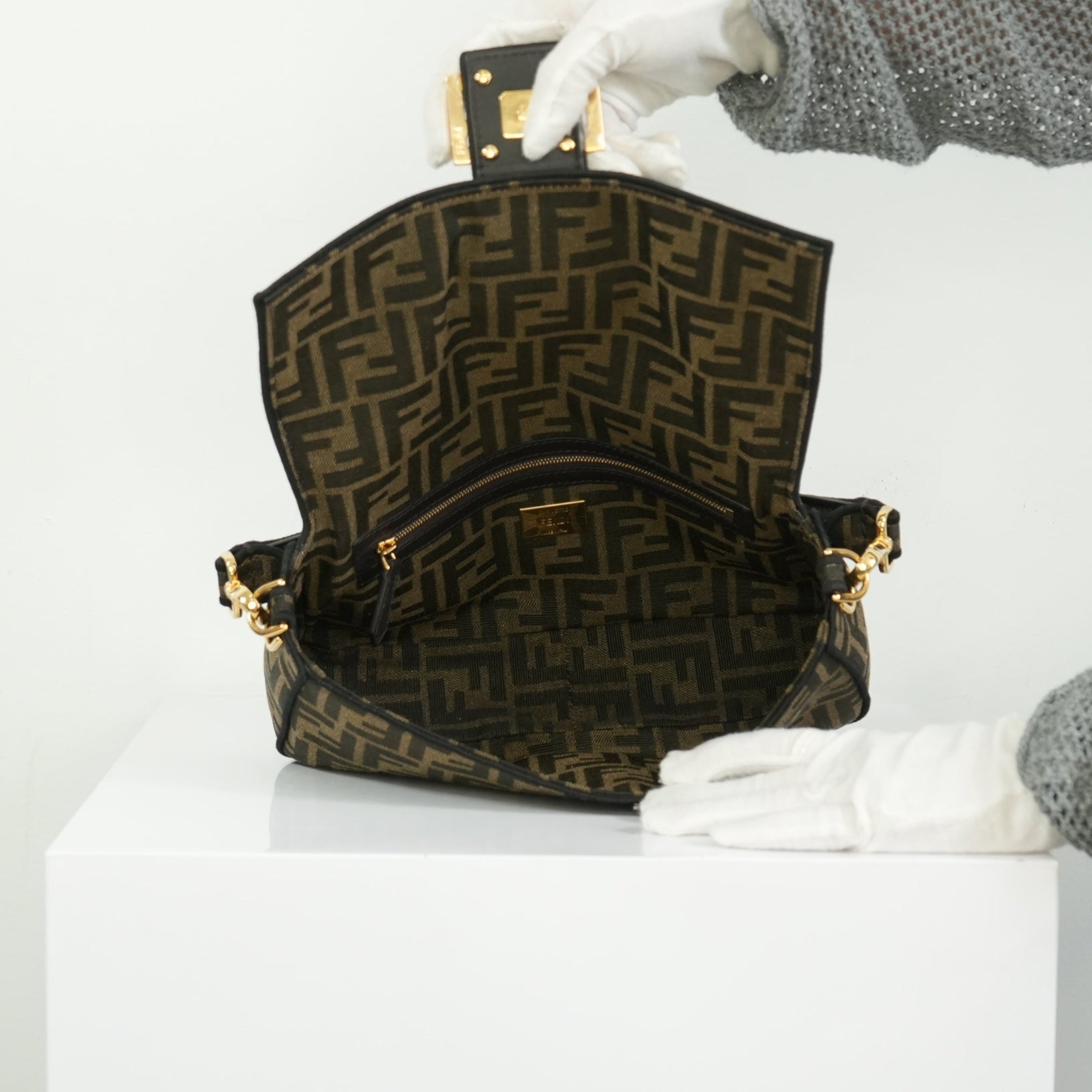 Fendi Baguette (2way) Medium Monogram Brown FF Jacquard Fabric