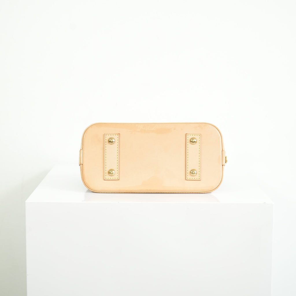 Louis Vuitton Monogram Canvas Alma BB With Dust Bag and Strap
