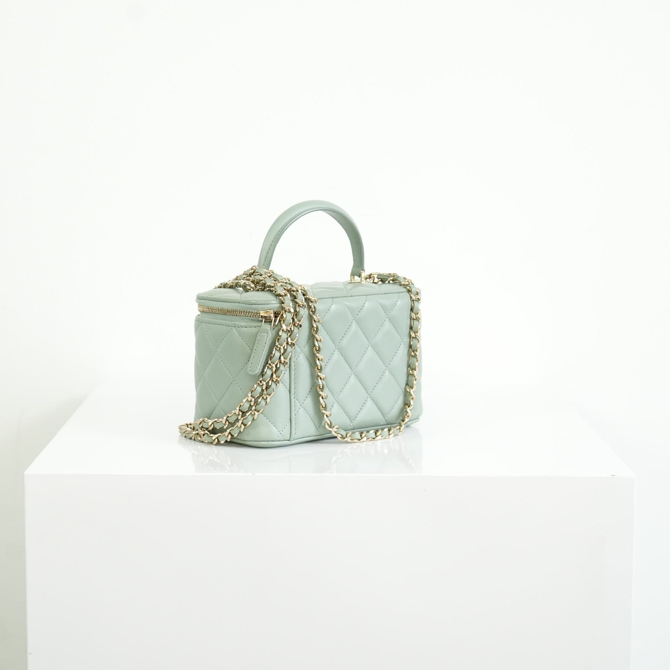 Chanel Top Handle Vanity Case Light Green with Chain, Full set