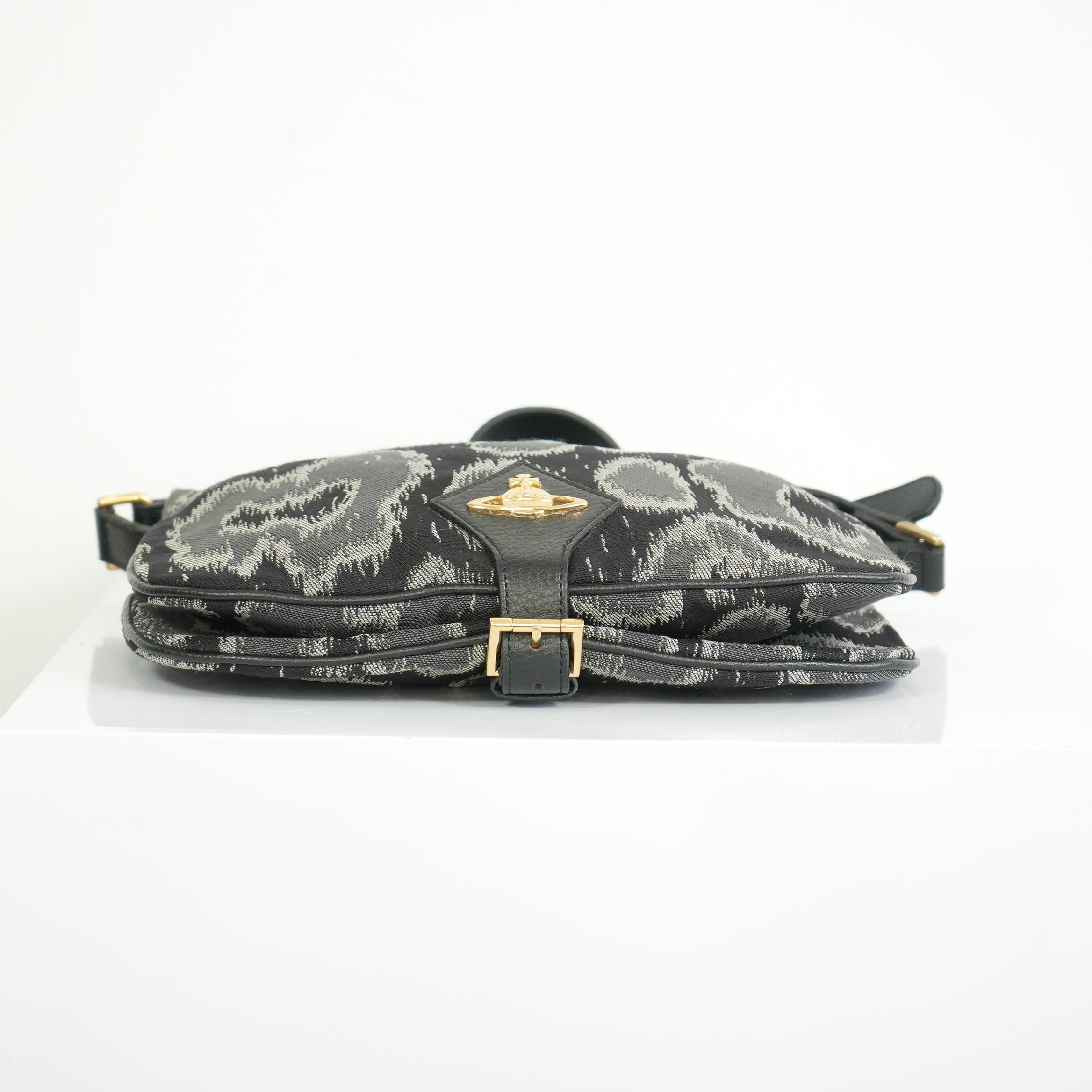 Vivienne Westwood Leather Prominent Leopard Print Pattern Messenger Bag