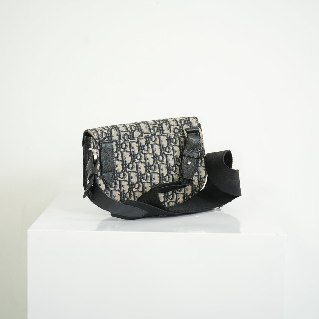 Christian Dior Oblique Saddle Messenger Pouch Bag