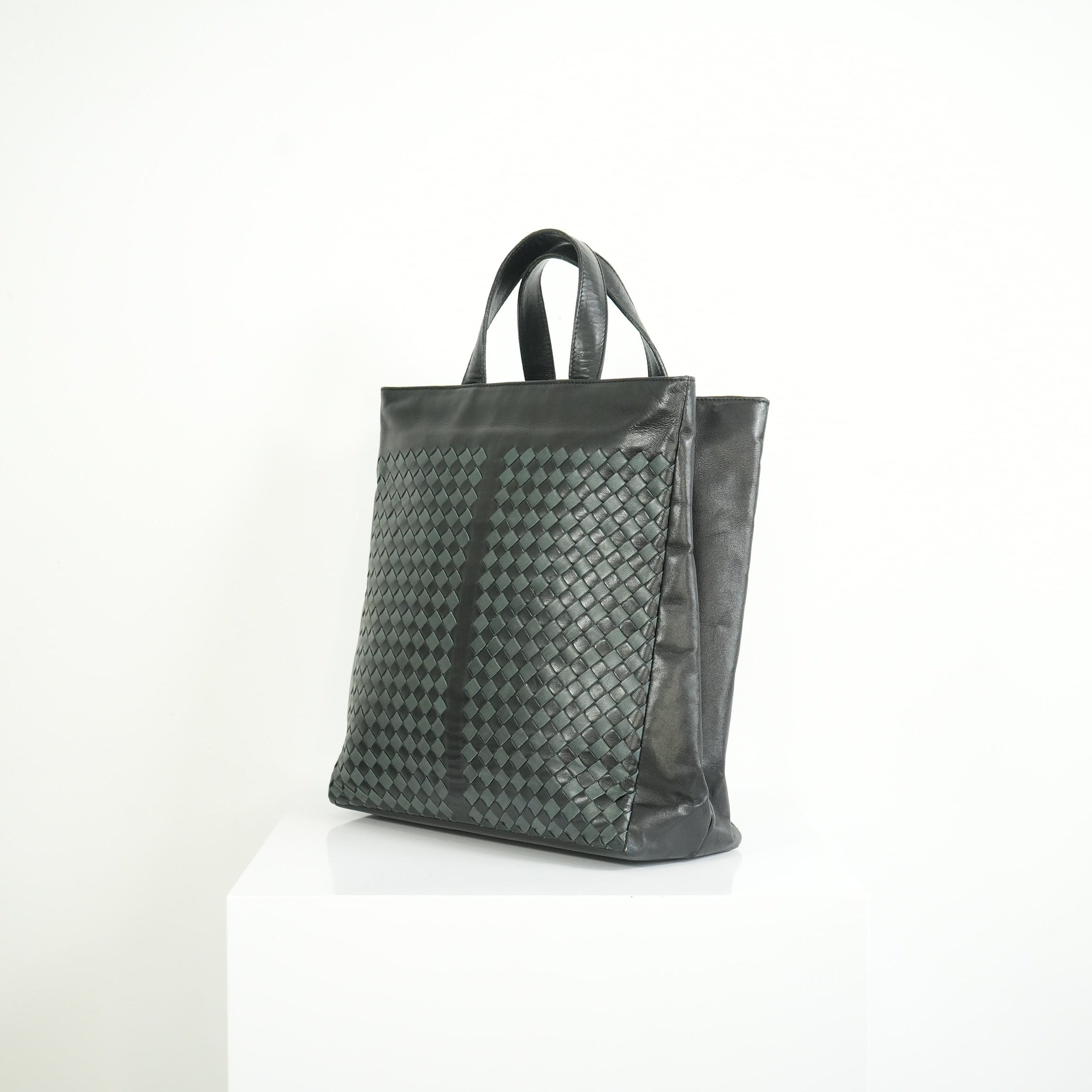 Bottega Veneta Intrecciato Black and Grey Leather Tote Bag