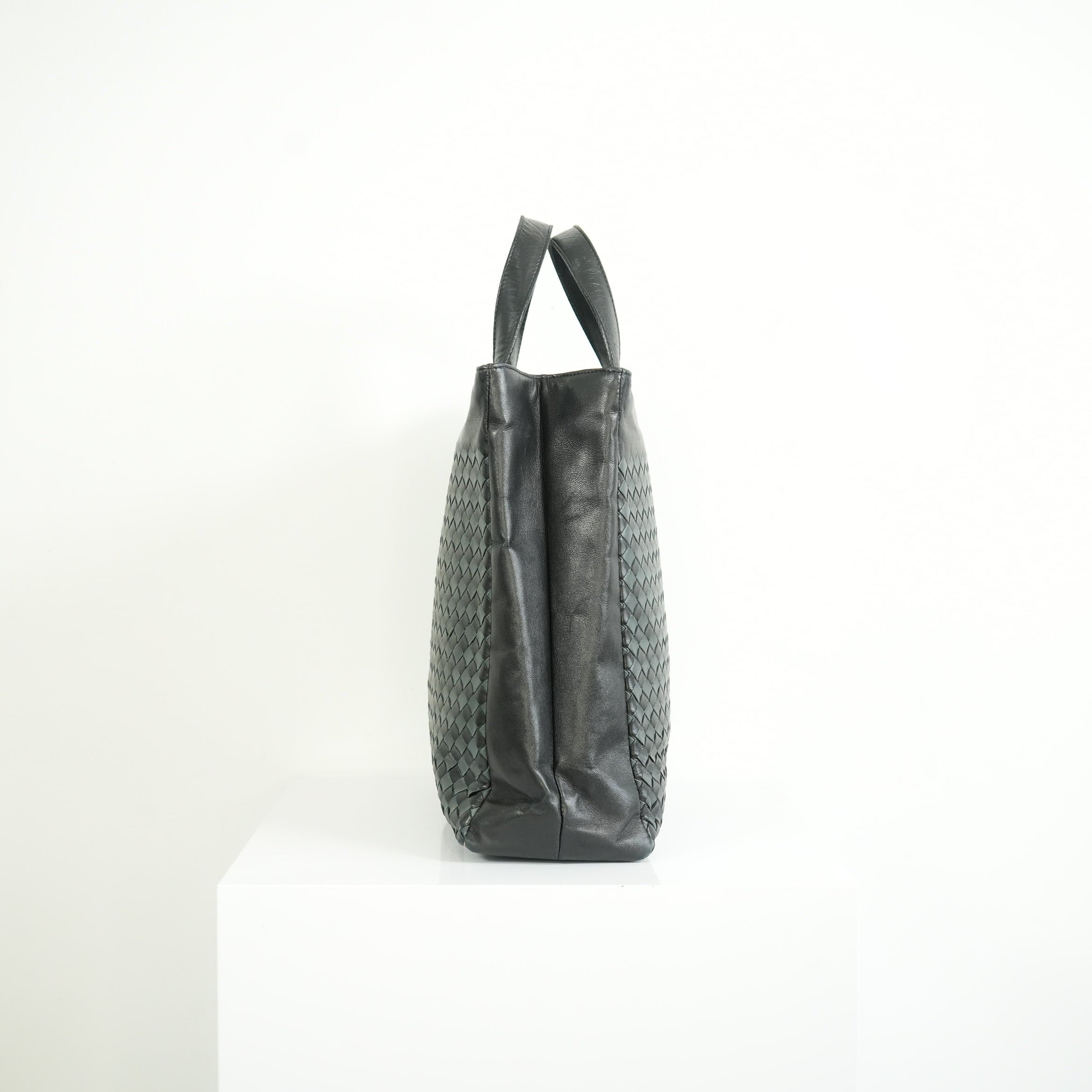 Bottega Veneta Intrecciato Black and Grey Leather Tote Bag